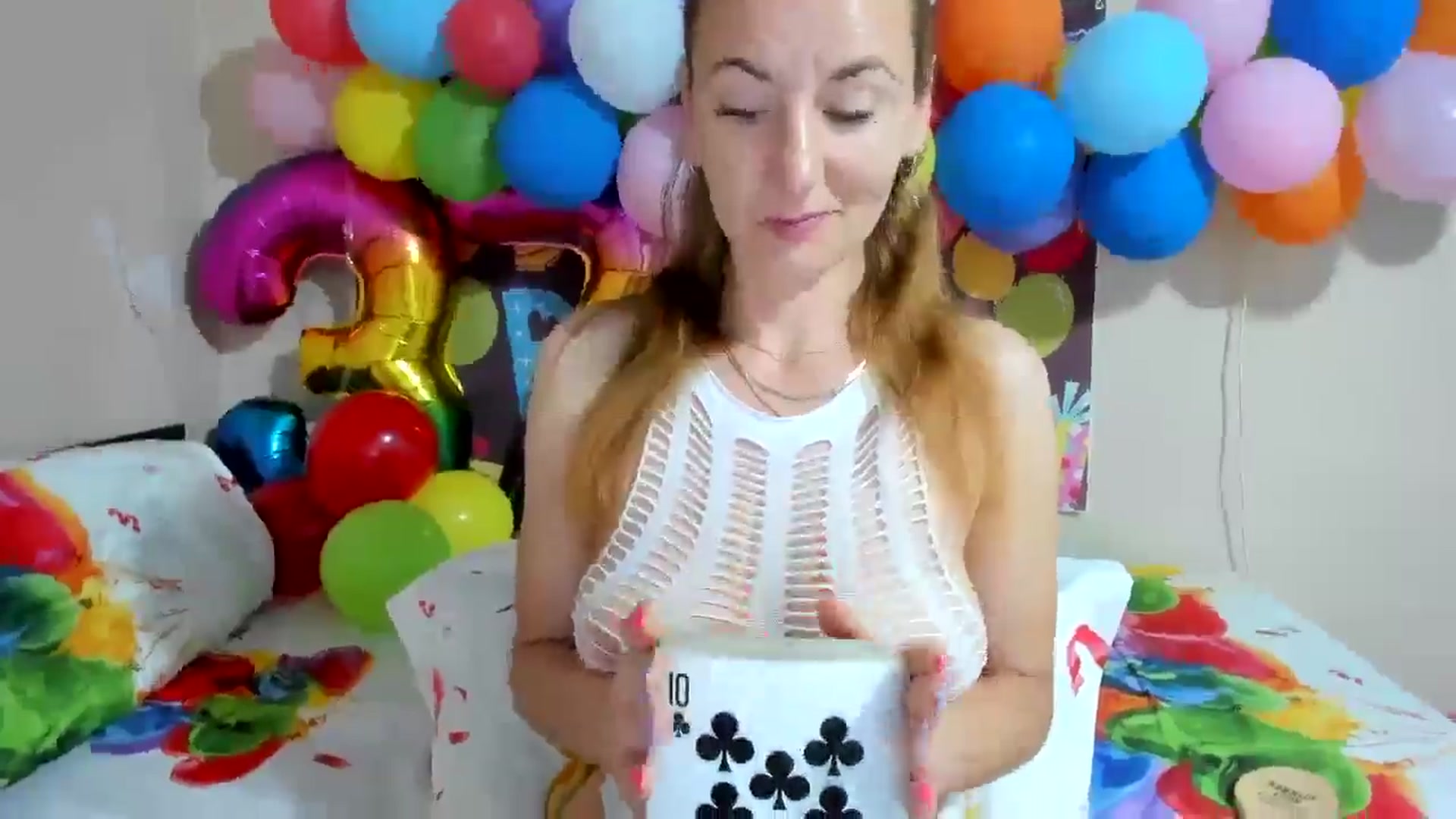 Gallery image thumbnail from elishasbday4u's myfreecams stream on, 05/29/2025, 03:39 image 12 of 20