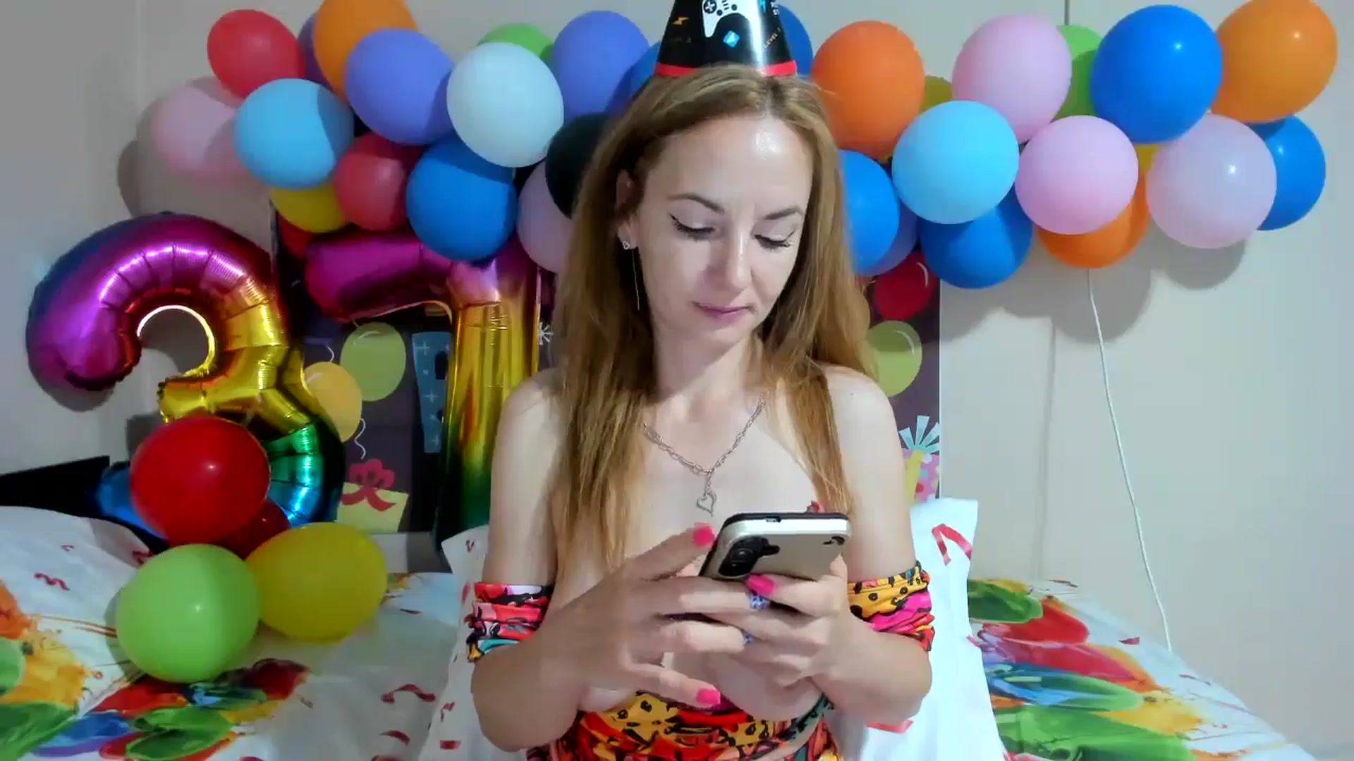 Gallery image thumbnail from elishasbday4u's myfreecams stream on, 05/30/2025, 03:09 image 10 of 20