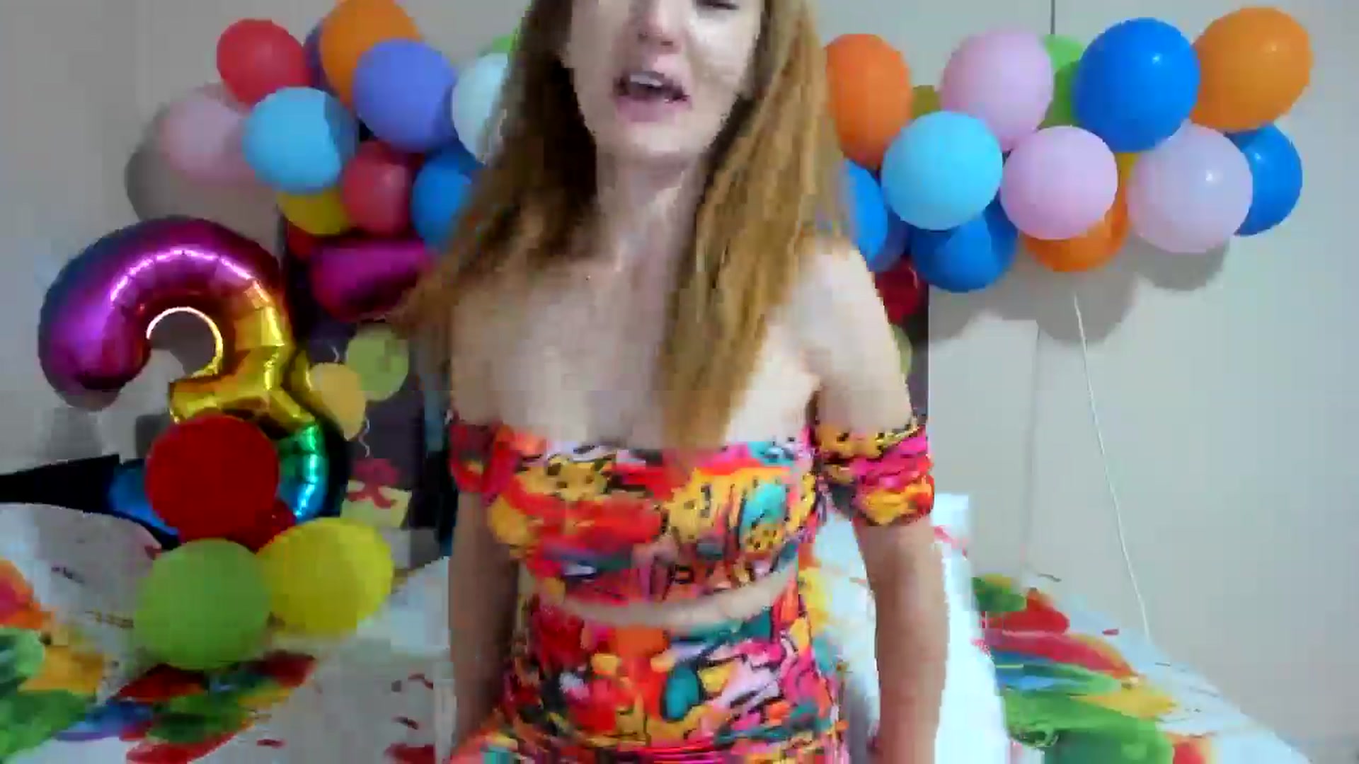 Gallery image thumbnail from elishasbday4u's myfreecams stream on, 05/30/2025, 03:09 image 8 of 20