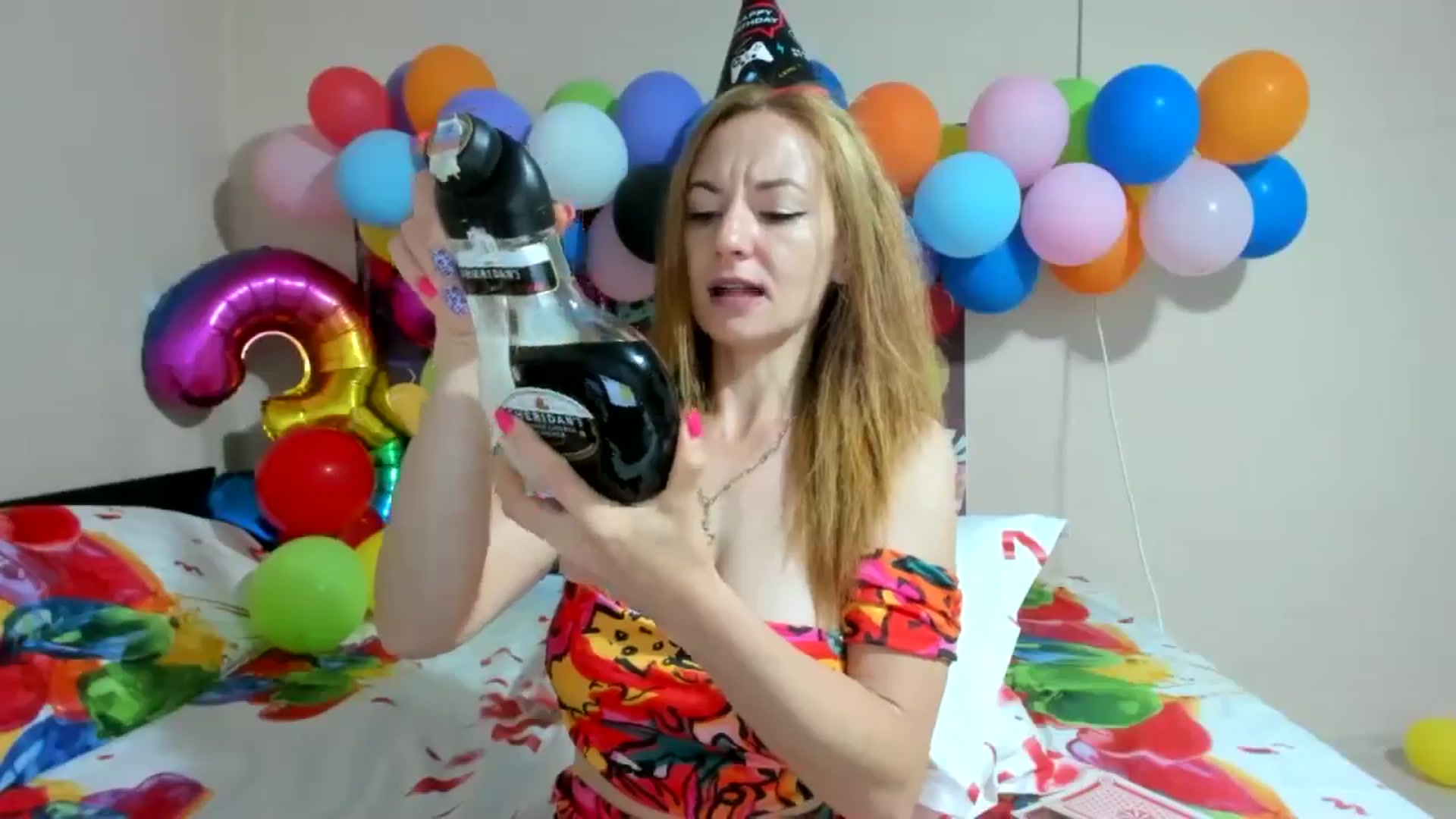 Gallery image thumbnail from elishasbday4u's myfreecams stream on, 05/30/2025, 03:09 image 13 of 20