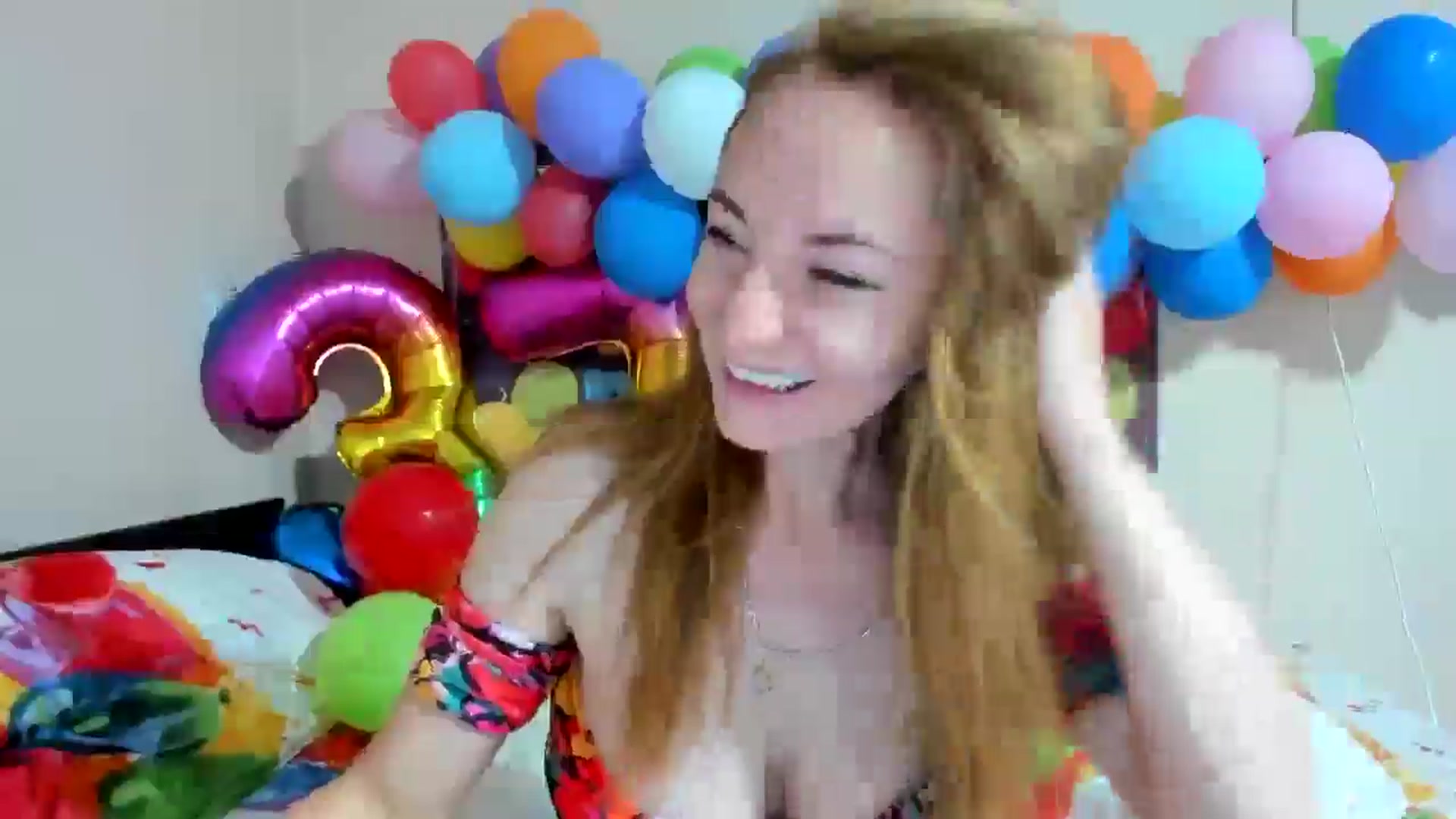 Gallery image thumbnail from elishasbday4u's myfreecams stream on, 05/30/2025, 03:59 image 17 of 20