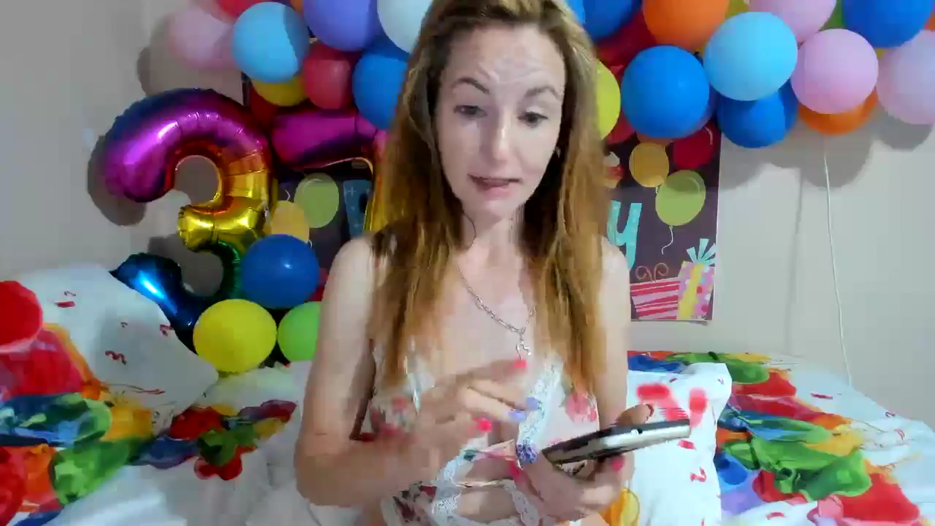 Gallery image thumbnail from elishasbday4u's myfreecams stream on, 06/01/2025, 03:23 image 12 of 20