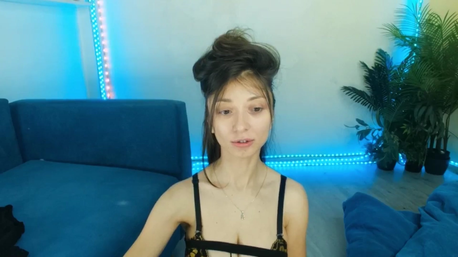 Gallery image thumbnail from elissa25_'s myfreecams stream on, 08/31/2025, 04:49 image 19 of 20