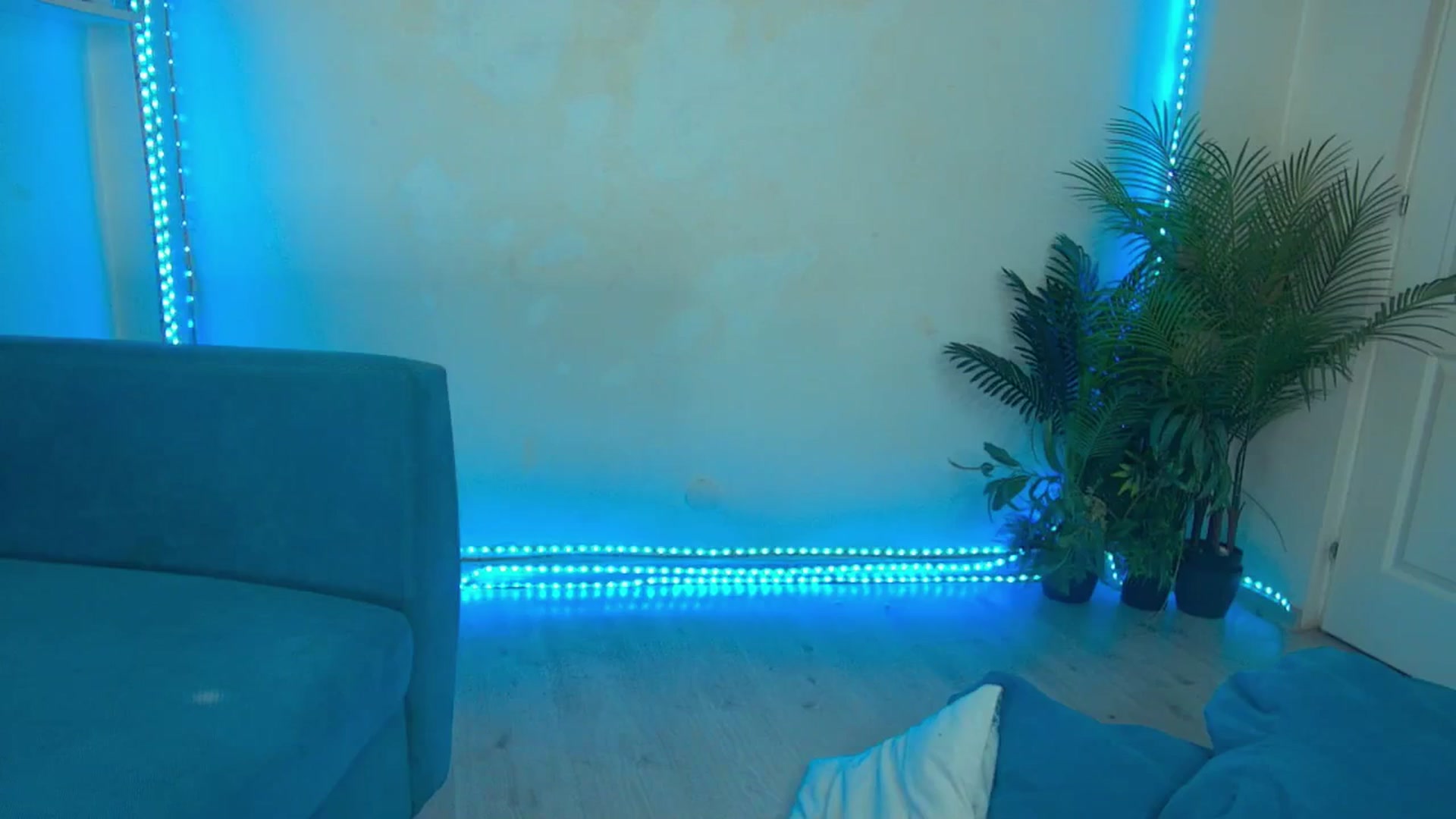 Gallery image thumbnail from elissa25_'s myfreecams stream on, 08/31/2025, 06:21 image 5 of 20