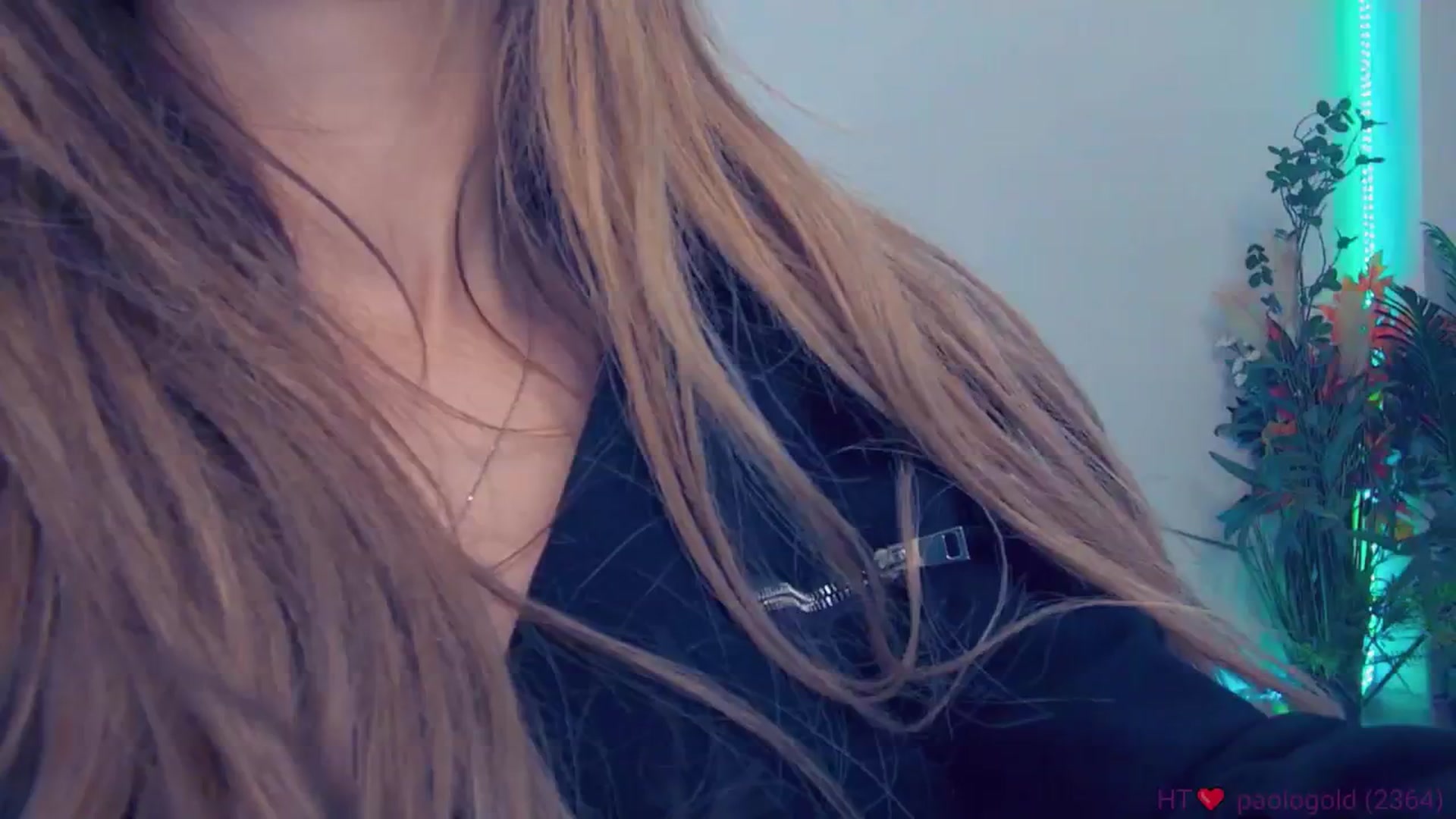 Gallery image thumbnail from elissa25_'s myfreecams stream on, 11/16/2025, 10:18 image 18 of 20