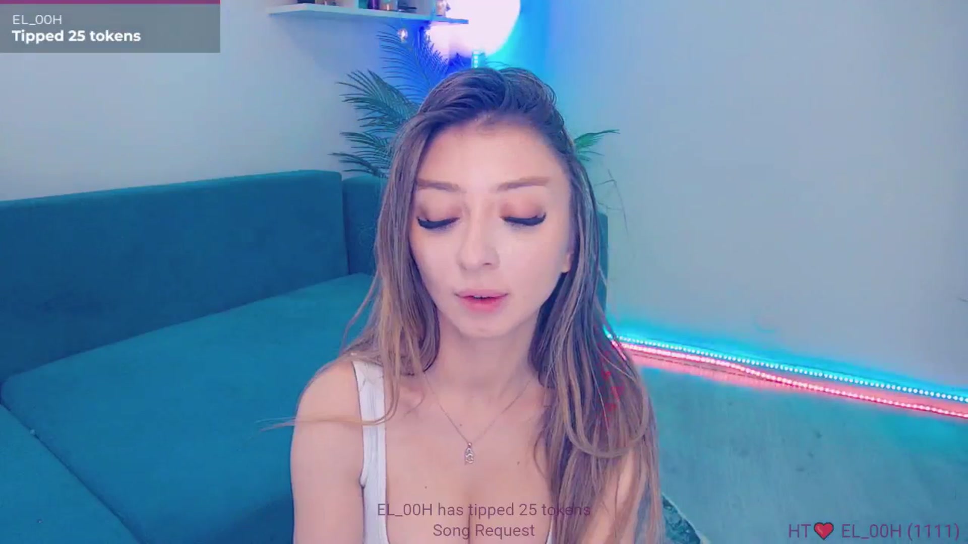 Gallery image thumbnail from elissa25_'s myfreecams stream on, 11/21/2025, 06:19 image 6 of 20