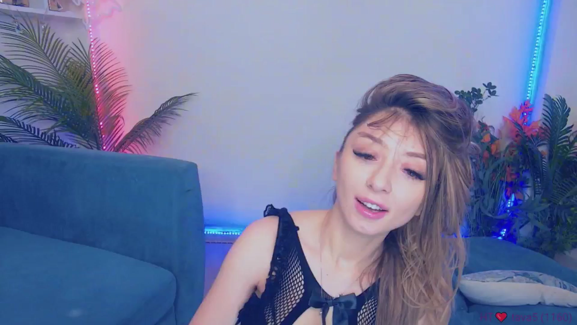 Gallery image thumbnail from elissa25_'s myfreecams stream on, 11/28/2025, 06:15 image 15 of 20