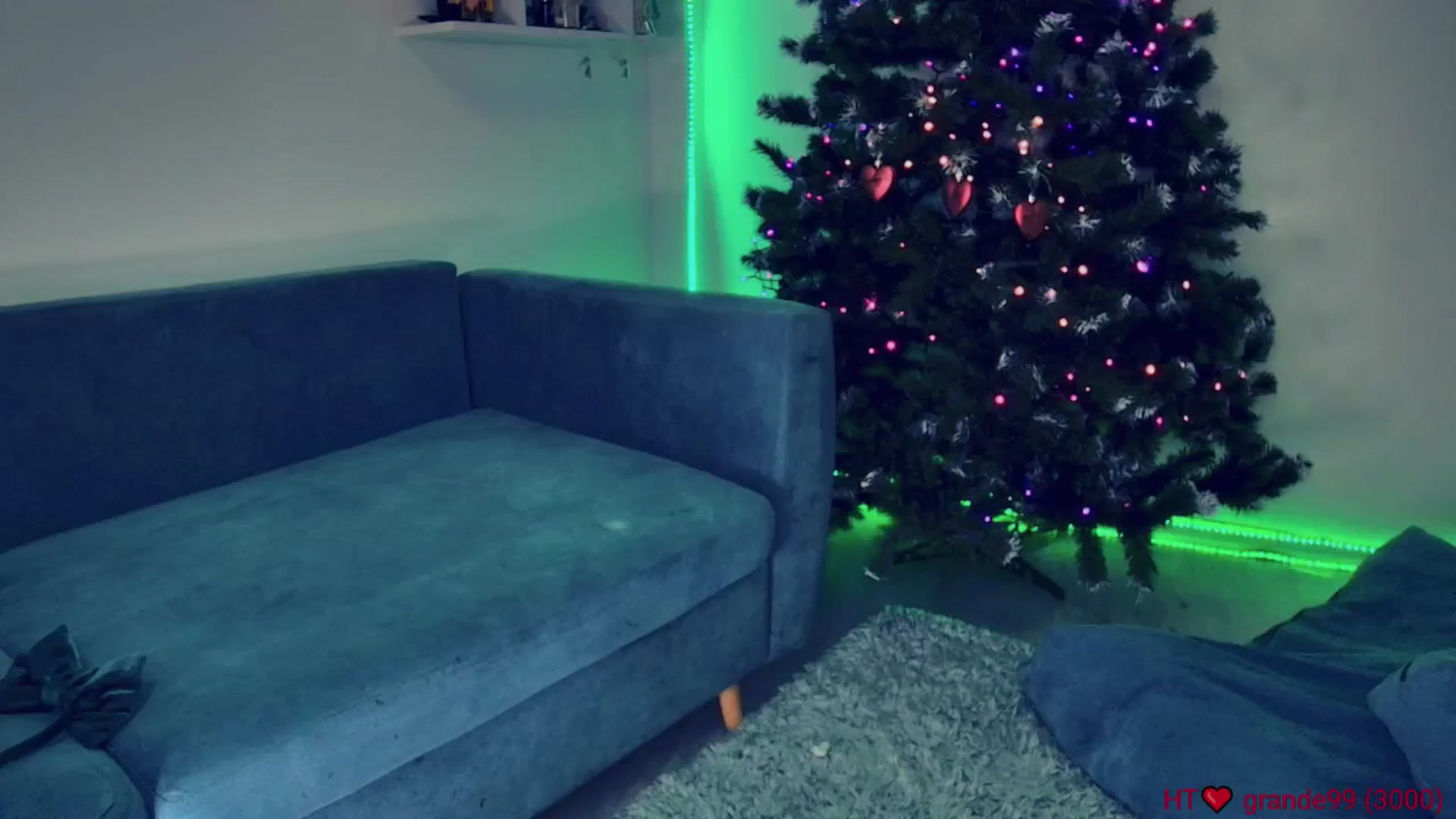 Gallery image thumbnail from elissa25_'s myfreecams stream on, 12/19/2025, 06:10 image 19 of 20