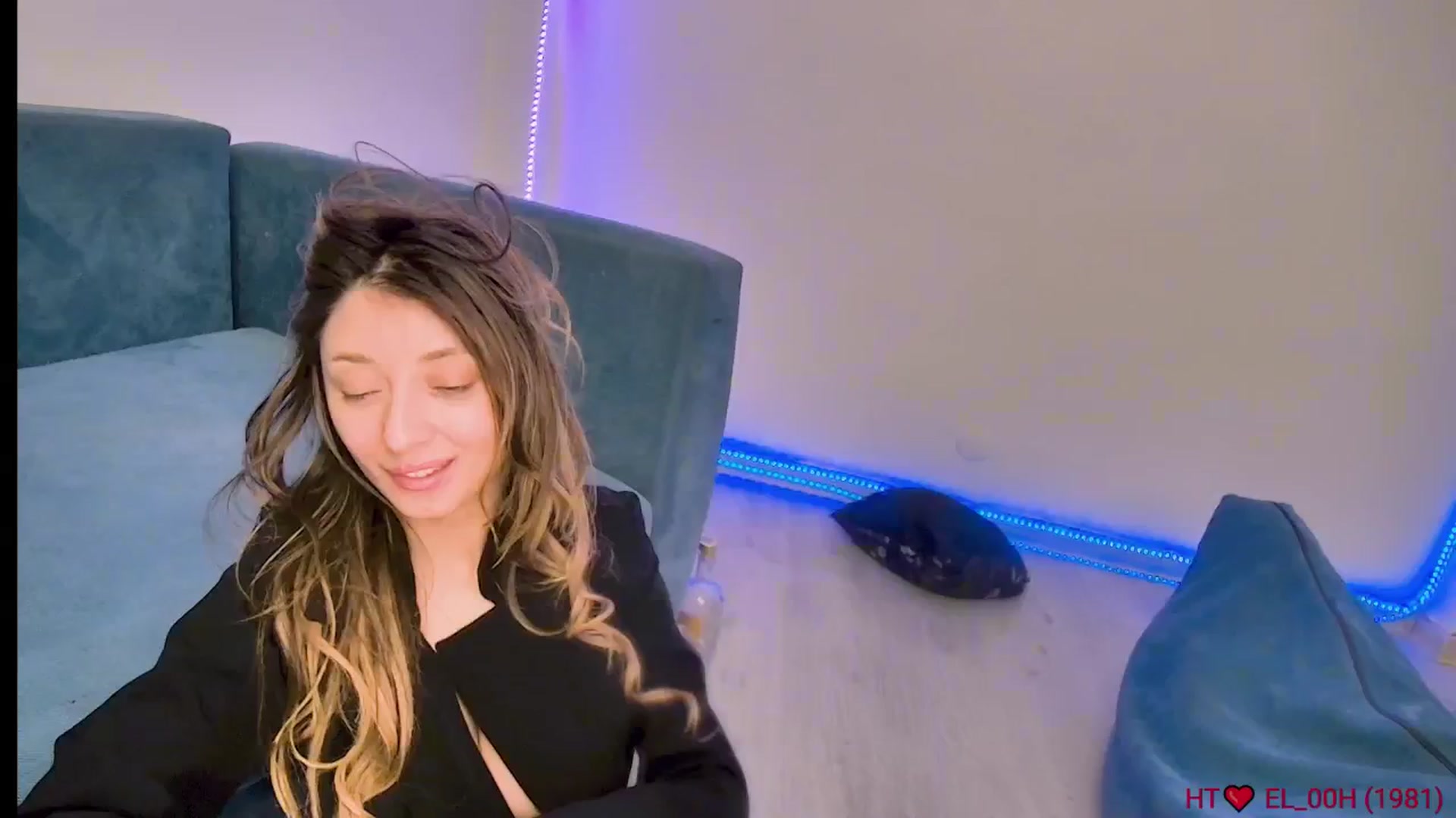 Gallery image thumbnail from elissa25_'s myfreecams stream on, 01/11/2026, 10:42 image 15 of 20