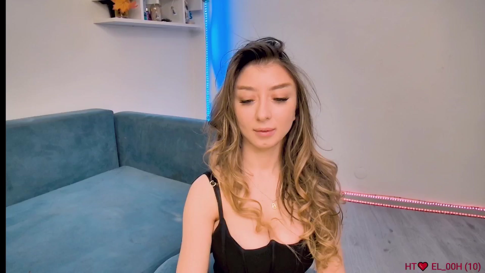Gallery image thumbnail from elissa25_'s myfreecams stream on, 01/16/2026, 02:41 image 2 of 20