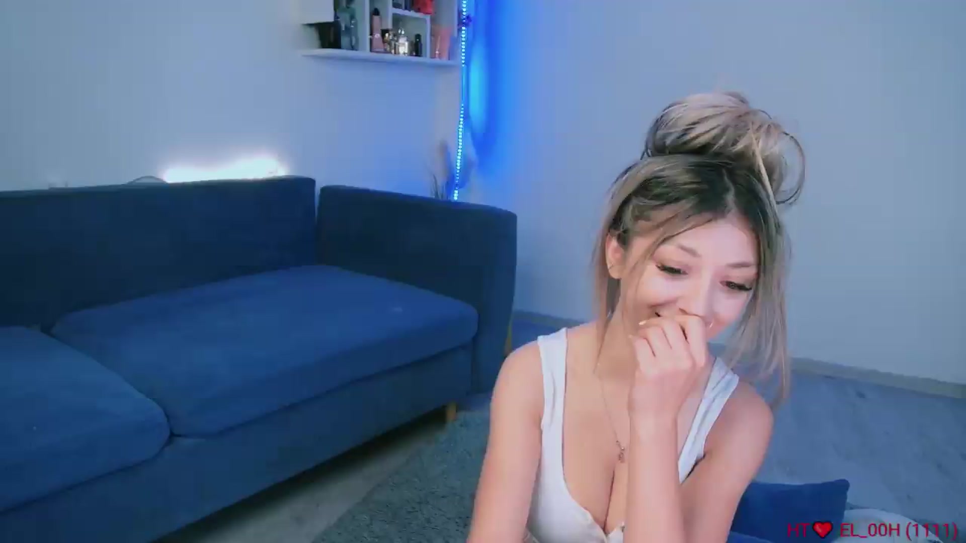 Gallery image thumbnail from elissa25_'s myfreecams stream on, 08/21/2026, 04:28 image 5 of 20