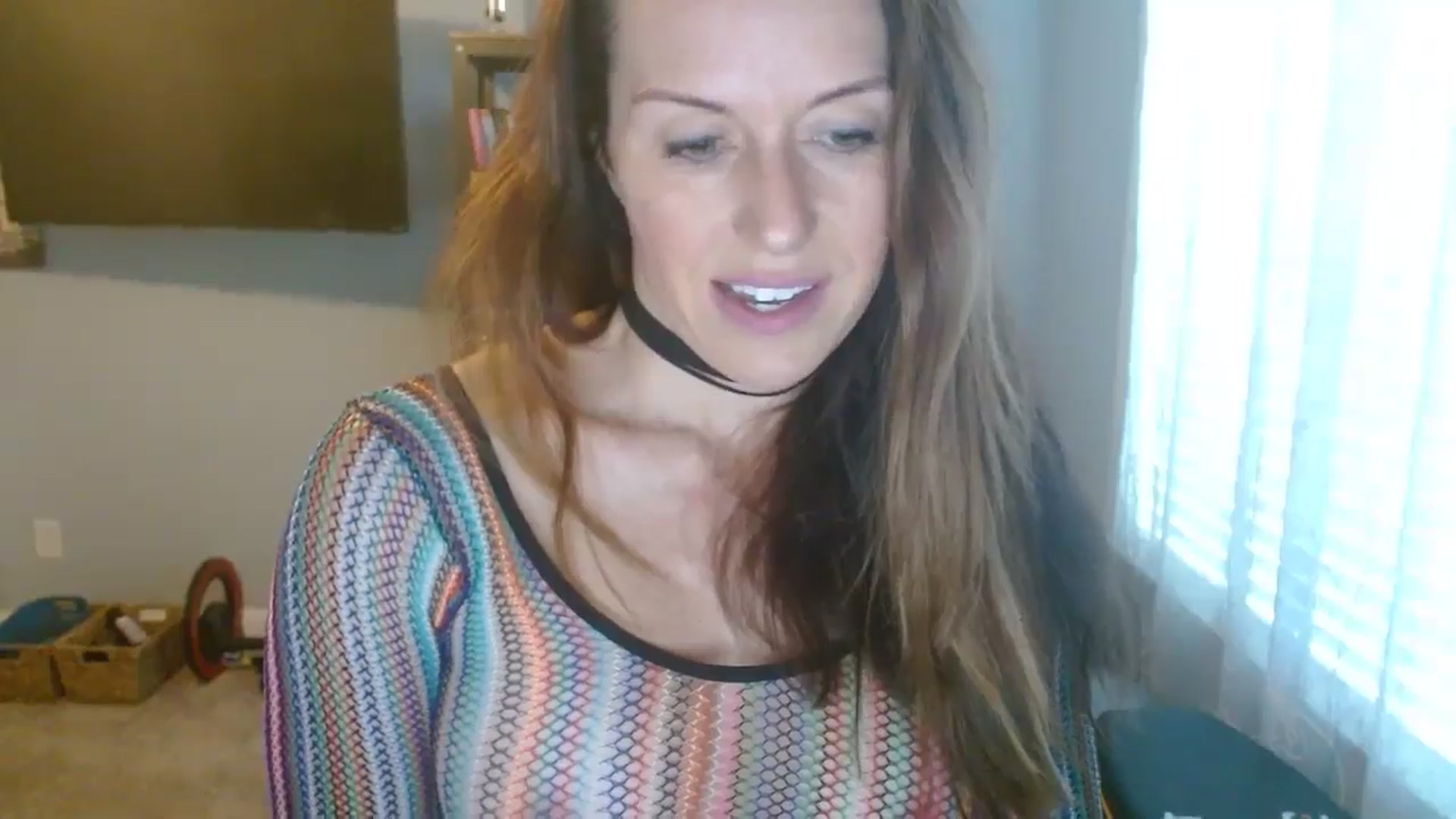 Gallery image thumbnail from ellakane699's myfreecams stream on, 01/24/2025, 14:15 image 17 of 20