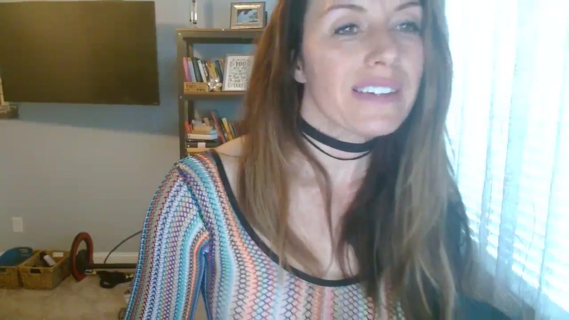 Gallery image thumbnail from ellakane699's myfreecams stream on, 01/24/2025, 14:49 image 6 of 20