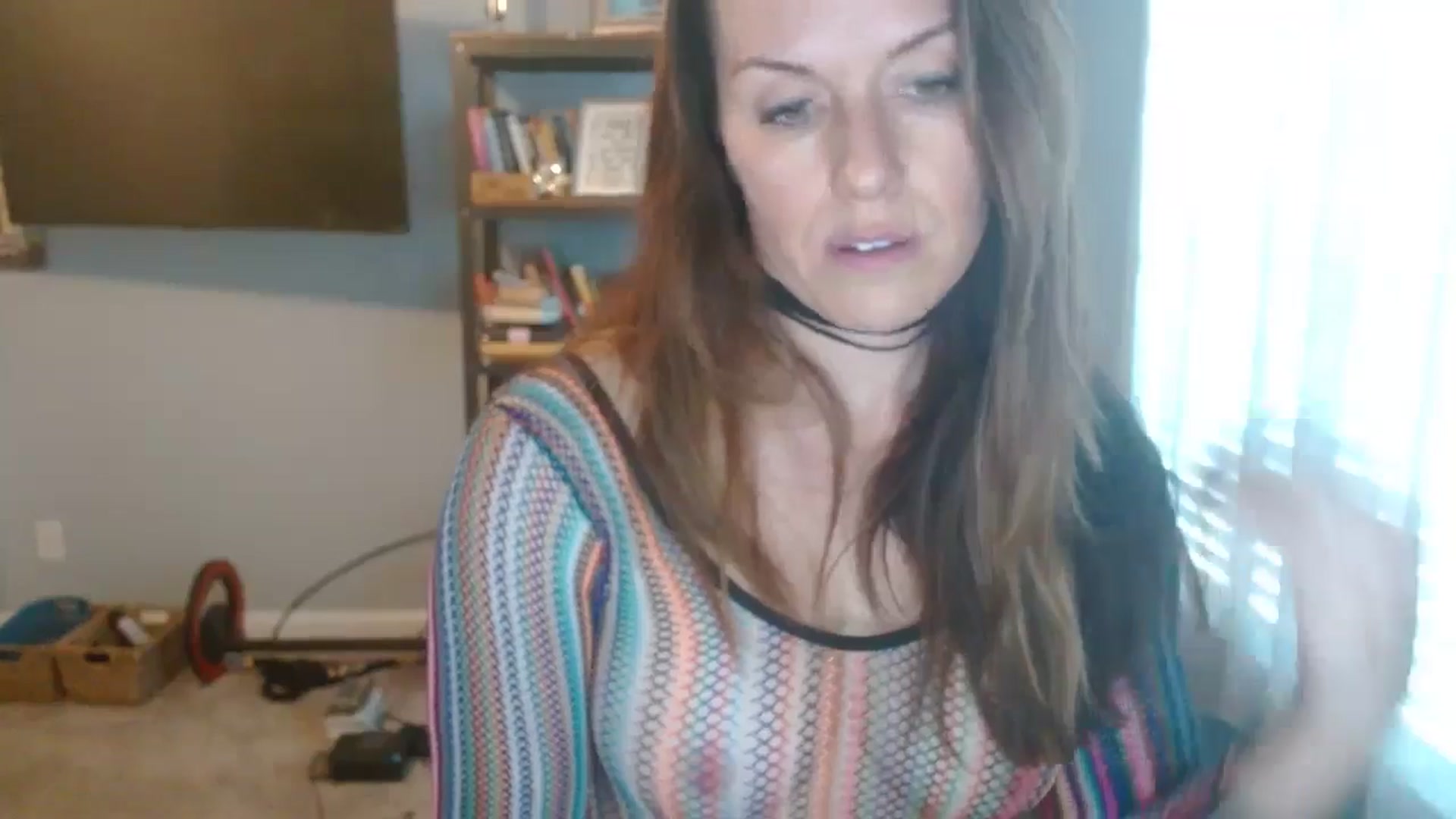 Gallery image thumbnail from ellakane699's myfreecams stream on, 01/24/2025, 14:49 image 18 of 20