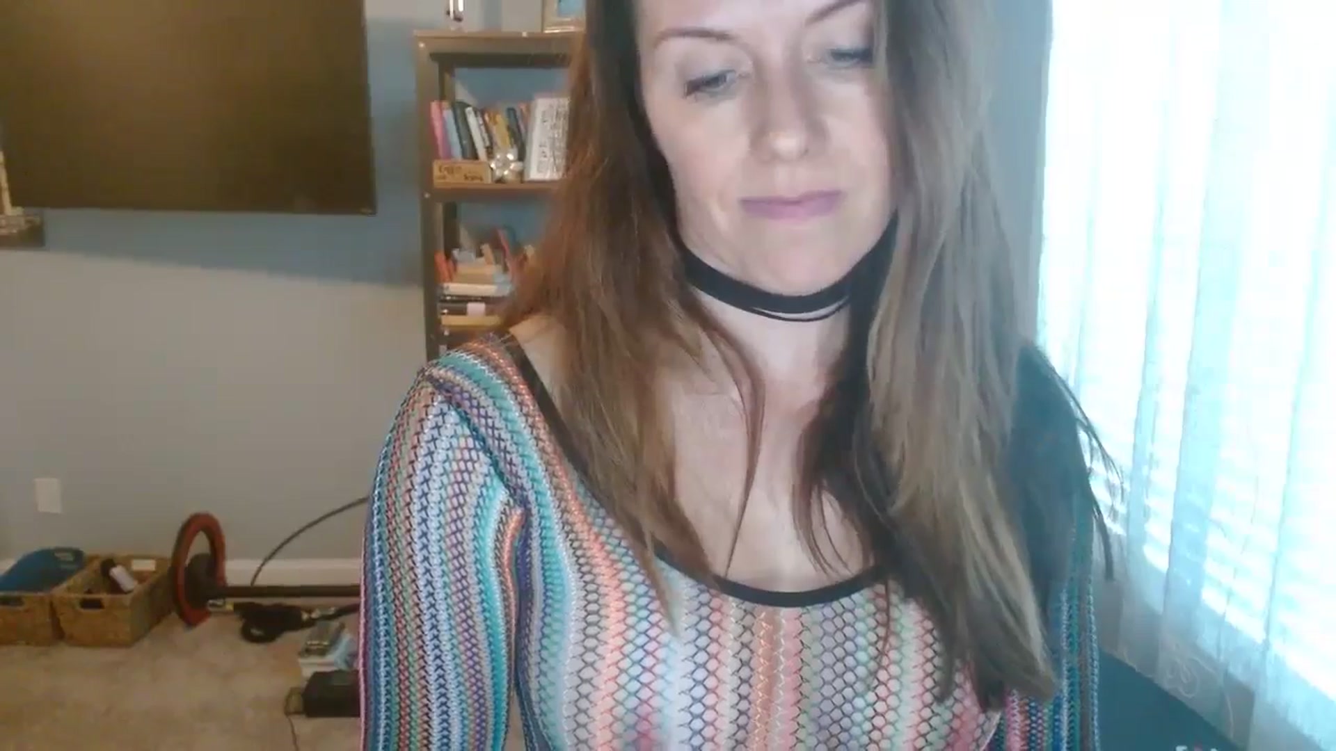 Gallery image thumbnail from ellakane699's myfreecams stream on, 01/24/2025, 14:49 image 15 of 20