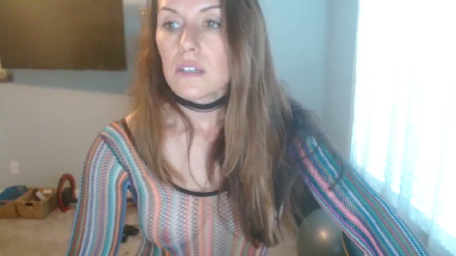 Gallery image thumbnail from ellakane699's myfreecams stream on, 01/24/2025, 14:49 image 9 of 20