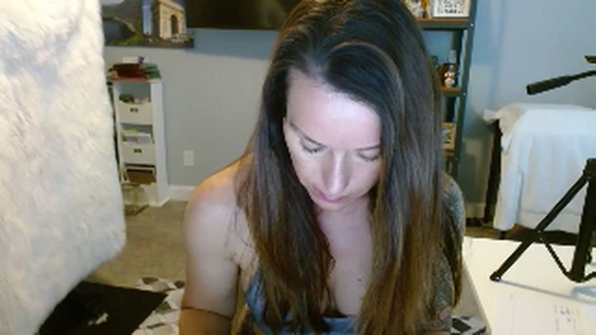 Gallery image thumbnail from ellakane699's myfreecams stream on, 03/11/2025, 13:44 image 6 of 20