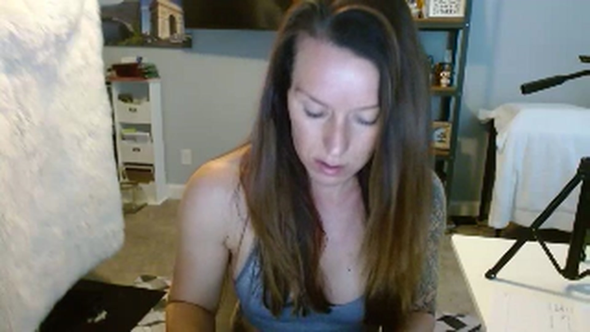 Gallery image thumbnail from ellakane699's myfreecams stream on, 03/11/2025, 13:44 image 4 of 20