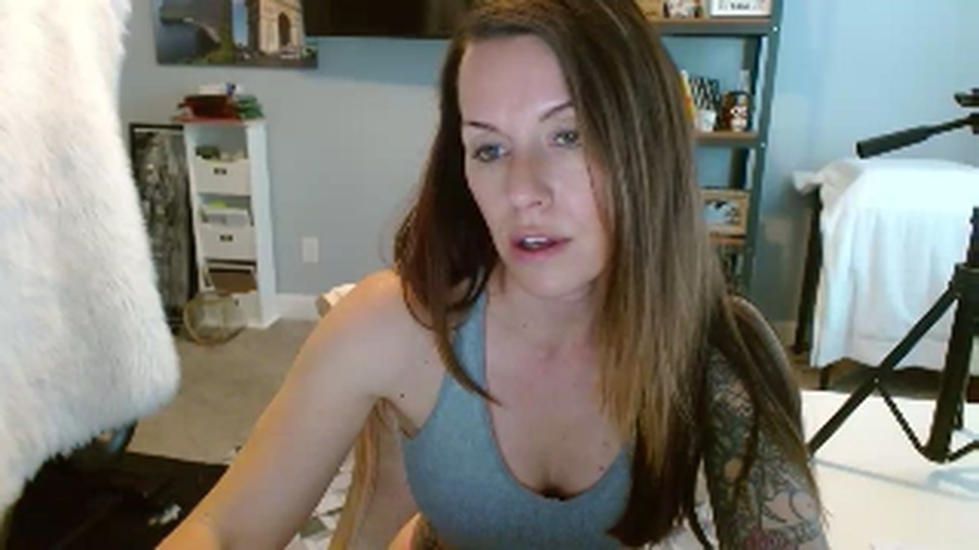 Gallery image thumbnail from ellakane699's myfreecams stream on, 03/13/2025, 14:47 image 5 of 20