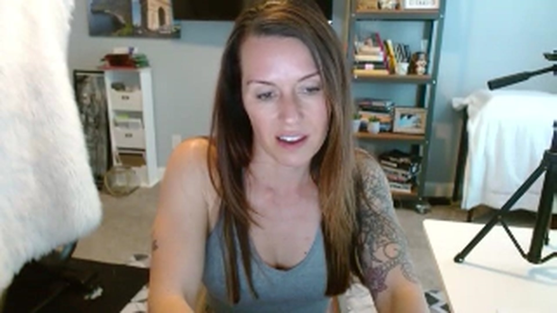 Gallery image thumbnail from ellakane699's myfreecams stream on, 03/13/2025, 14:47 image 9 of 20