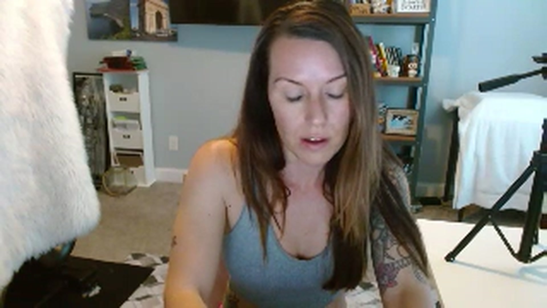Gallery image thumbnail from ellakane699's myfreecams stream on, 03/13/2025, 14:47 image 19 of 20