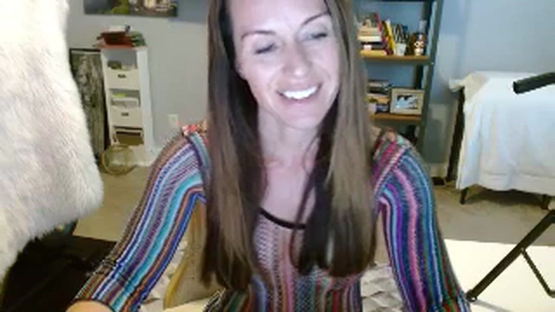 Gallery image thumbnail from ellakane699's myfreecams stream on, 03/14/2025, 14:18 image 15 of 20