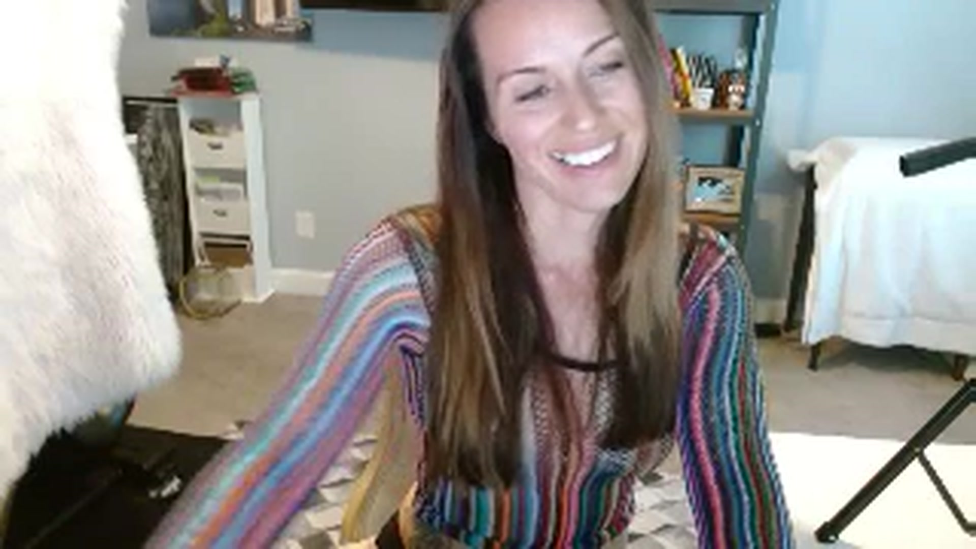 Gallery image thumbnail from ellakane699's myfreecams stream on, 03/14/2025, 15:44 image 17 of 20