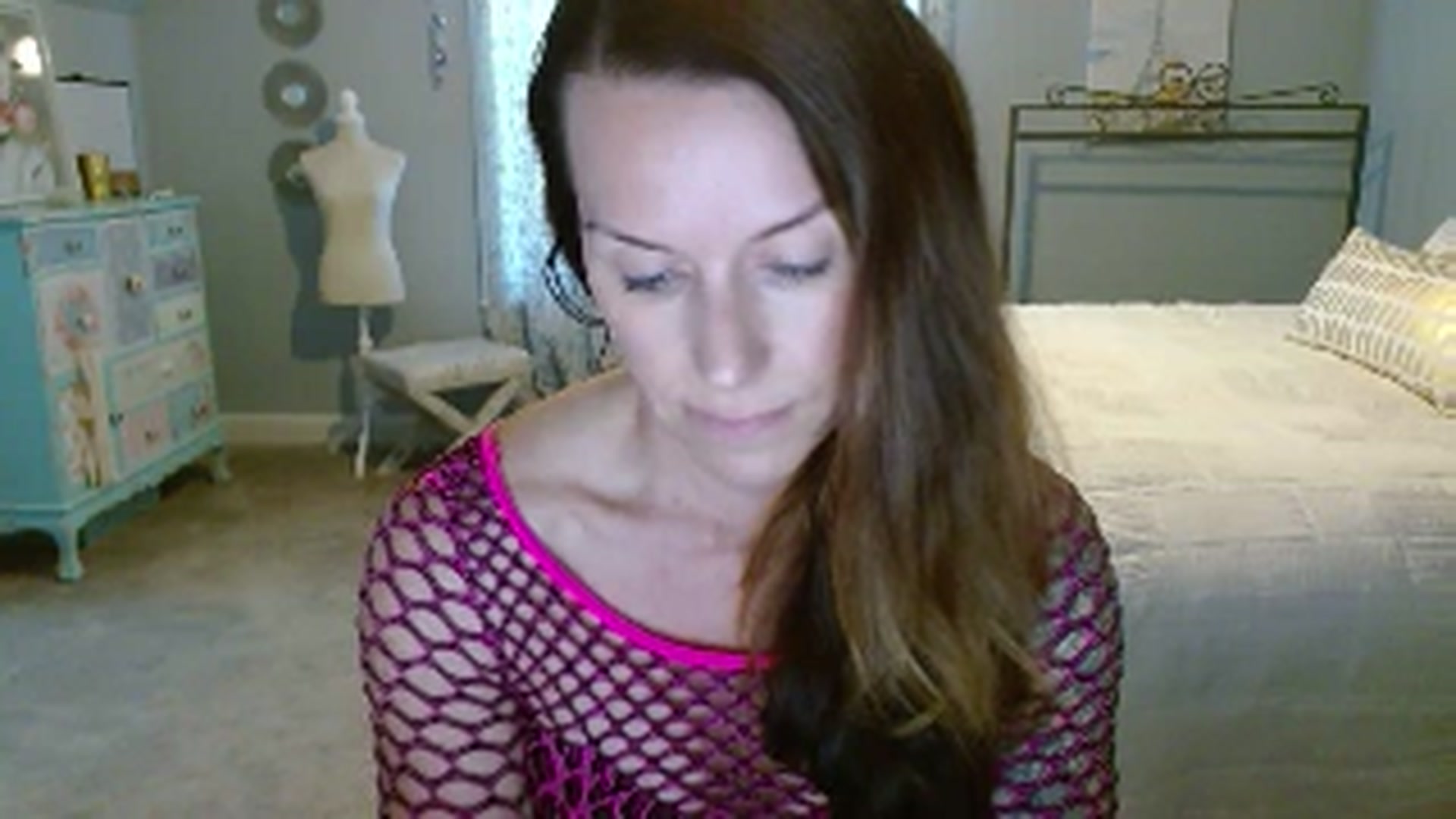 Gallery image thumbnail from ellakane699's myfreecams stream on, 03/18/2025, 14:29 image 4 of 20
