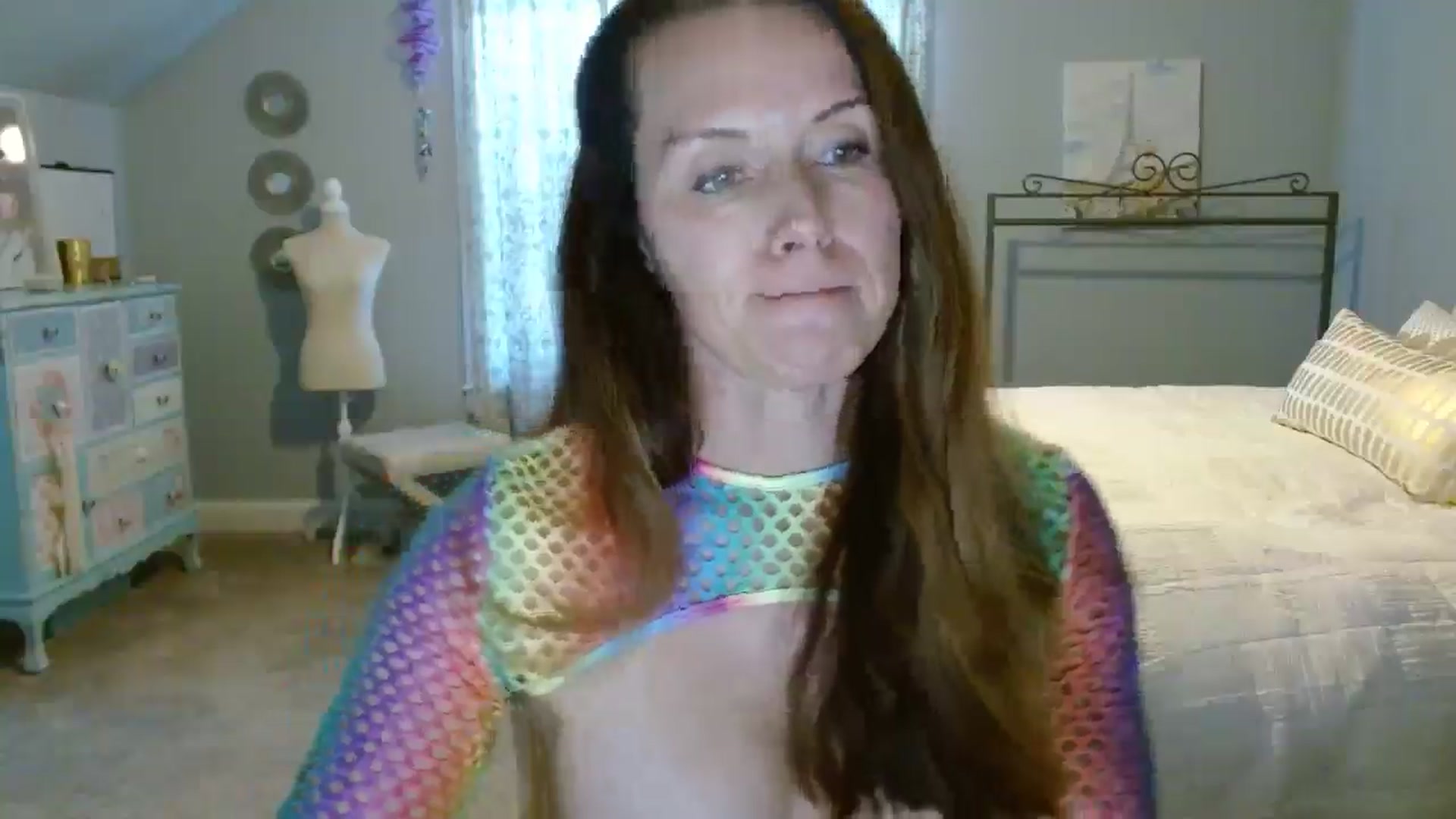 Gallery image thumbnail from ellakane699's myfreecams stream on, 03/21/2025, 14:53 image 6 of 20