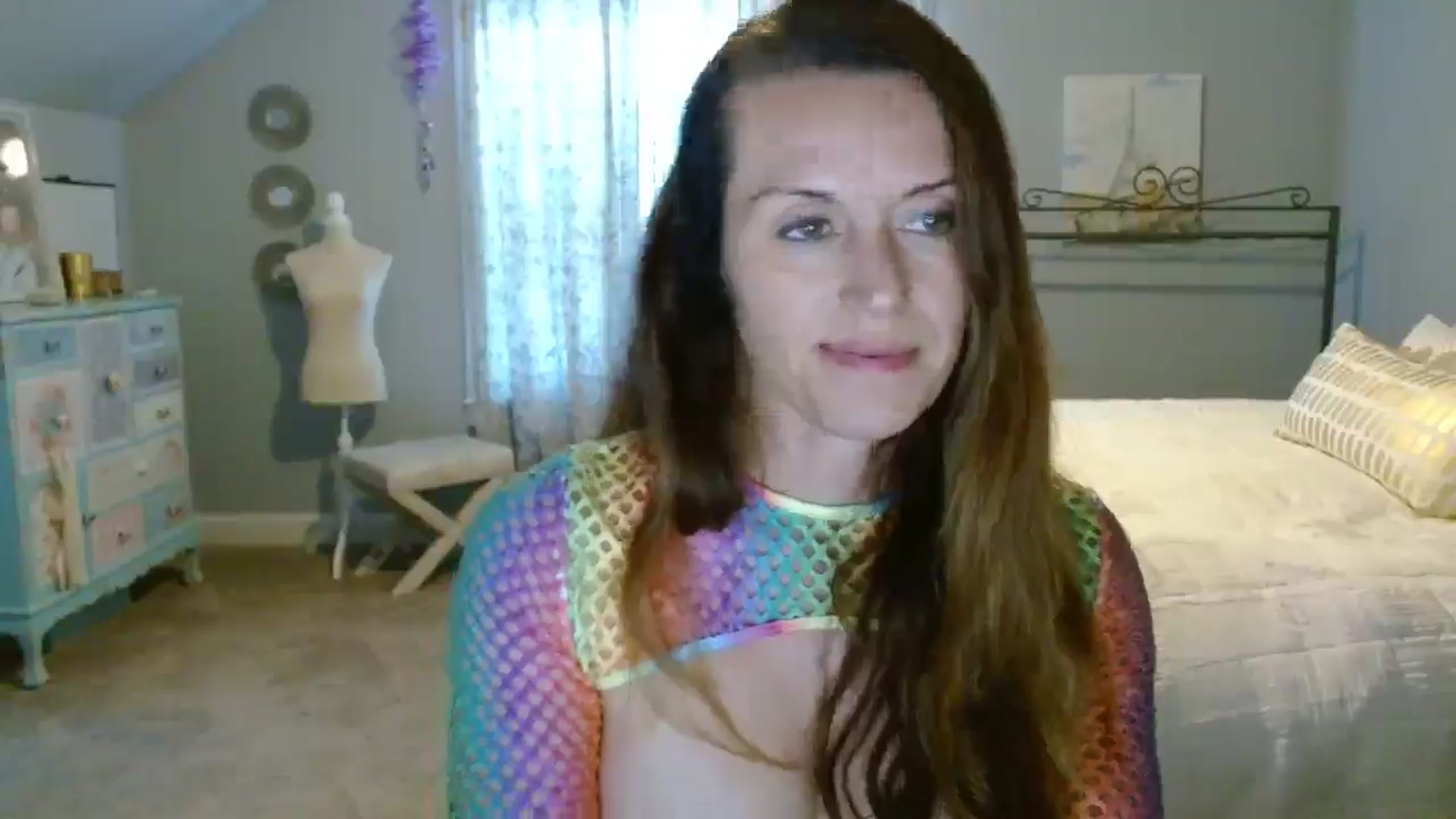 Gallery image thumbnail from ellakane699's myfreecams stream on, 03/21/2025, 14:53 image 9 of 20