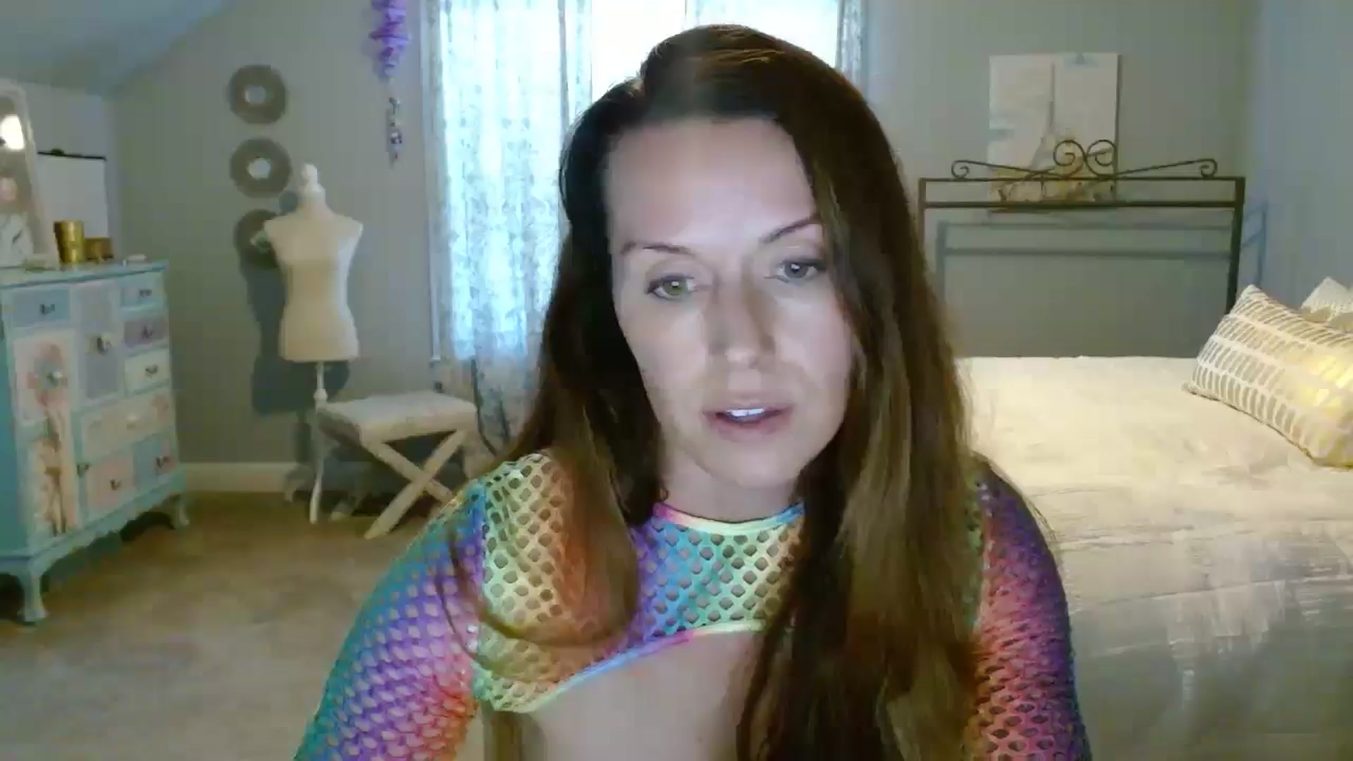Gallery image thumbnail from ellakane699's myfreecams stream on, 03/21/2025, 14:53 image 5 of 20