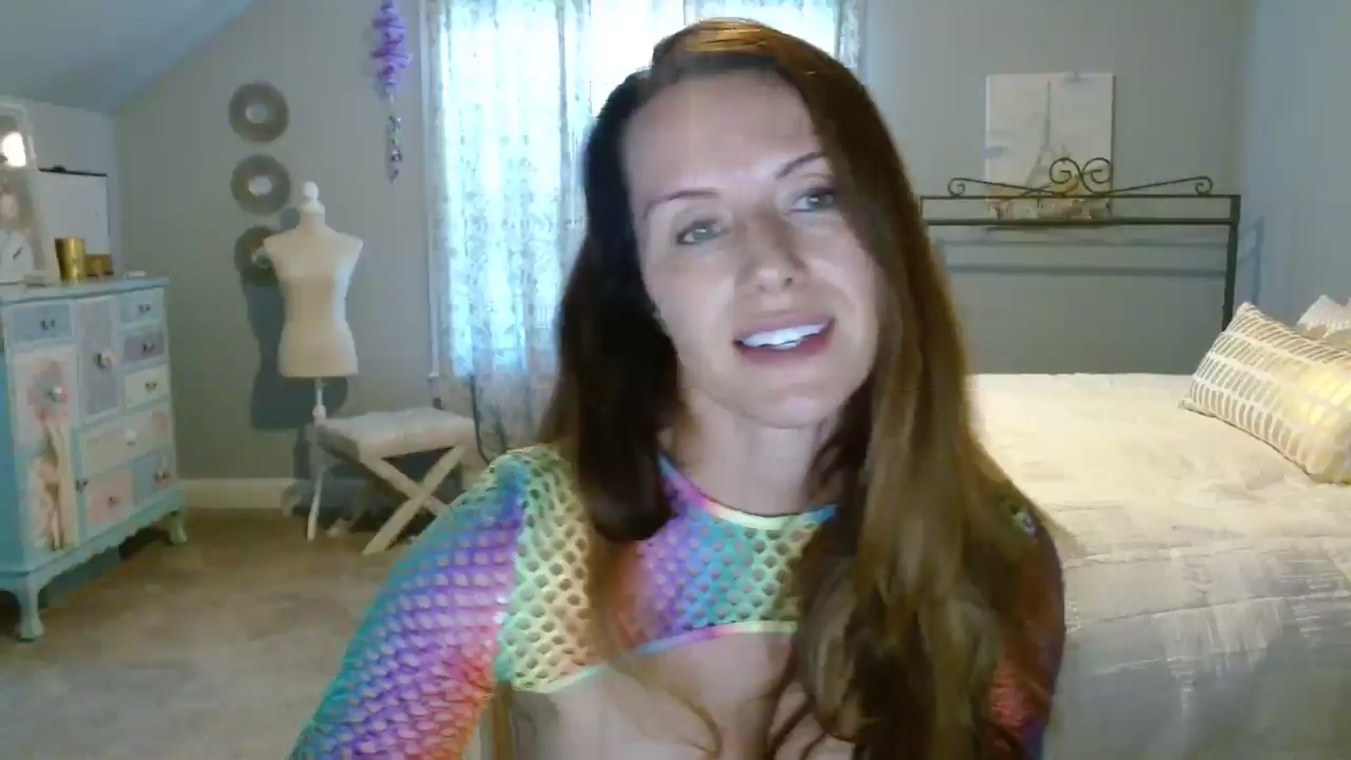 Gallery image thumbnail from ellakane699's myfreecams stream on, 03/21/2025, 14:53 image 8 of 20