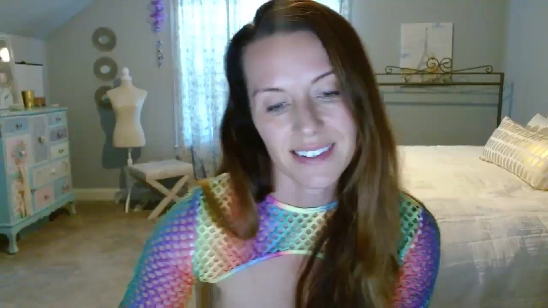 Gallery image thumbnail from ellakane699's myfreecams stream on, 03/21/2025, 14:53 image 2 of 20