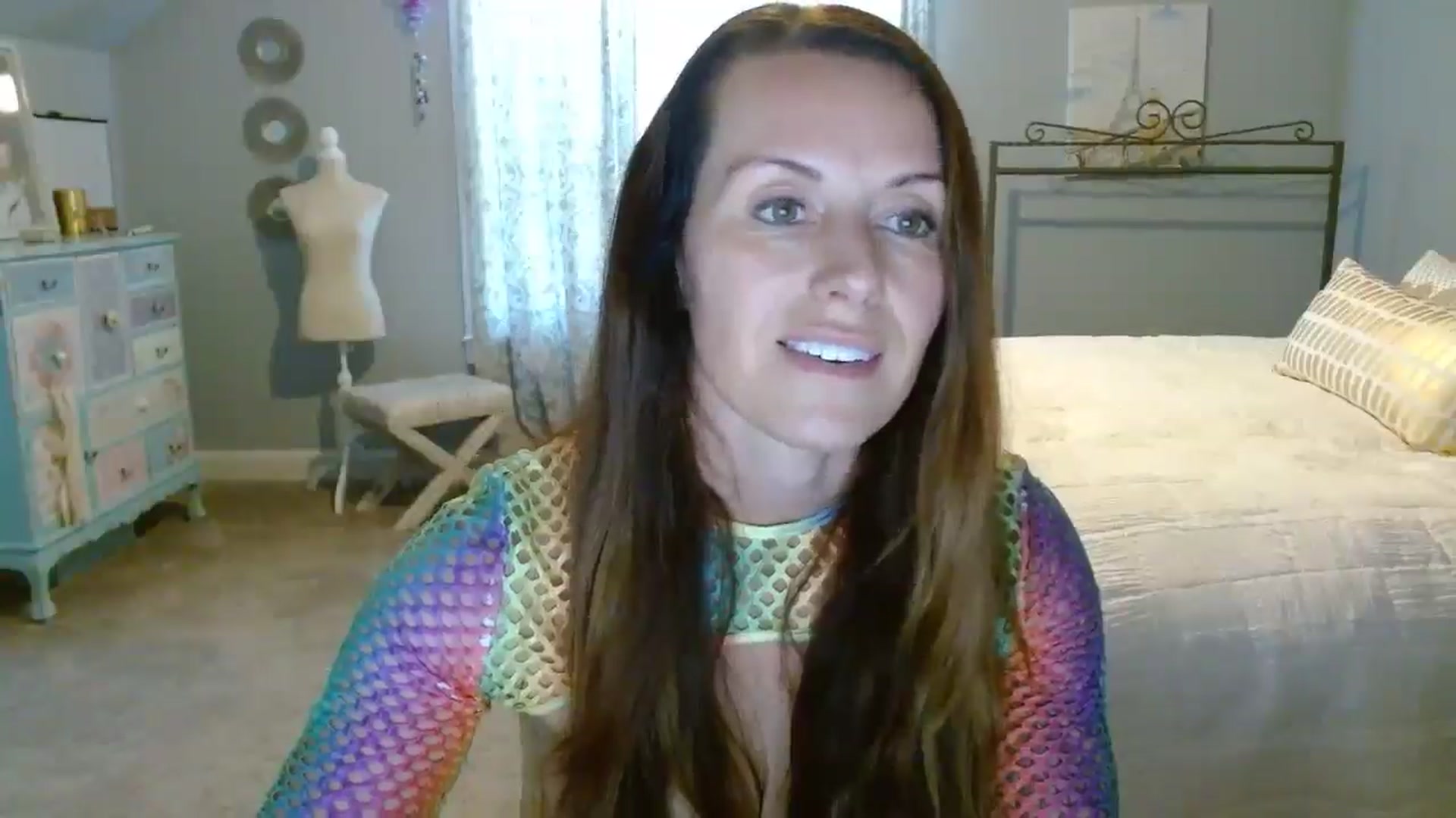 Gallery image thumbnail from ellakane699's myfreecams stream on, 03/21/2025, 15:21 image 13 of 20