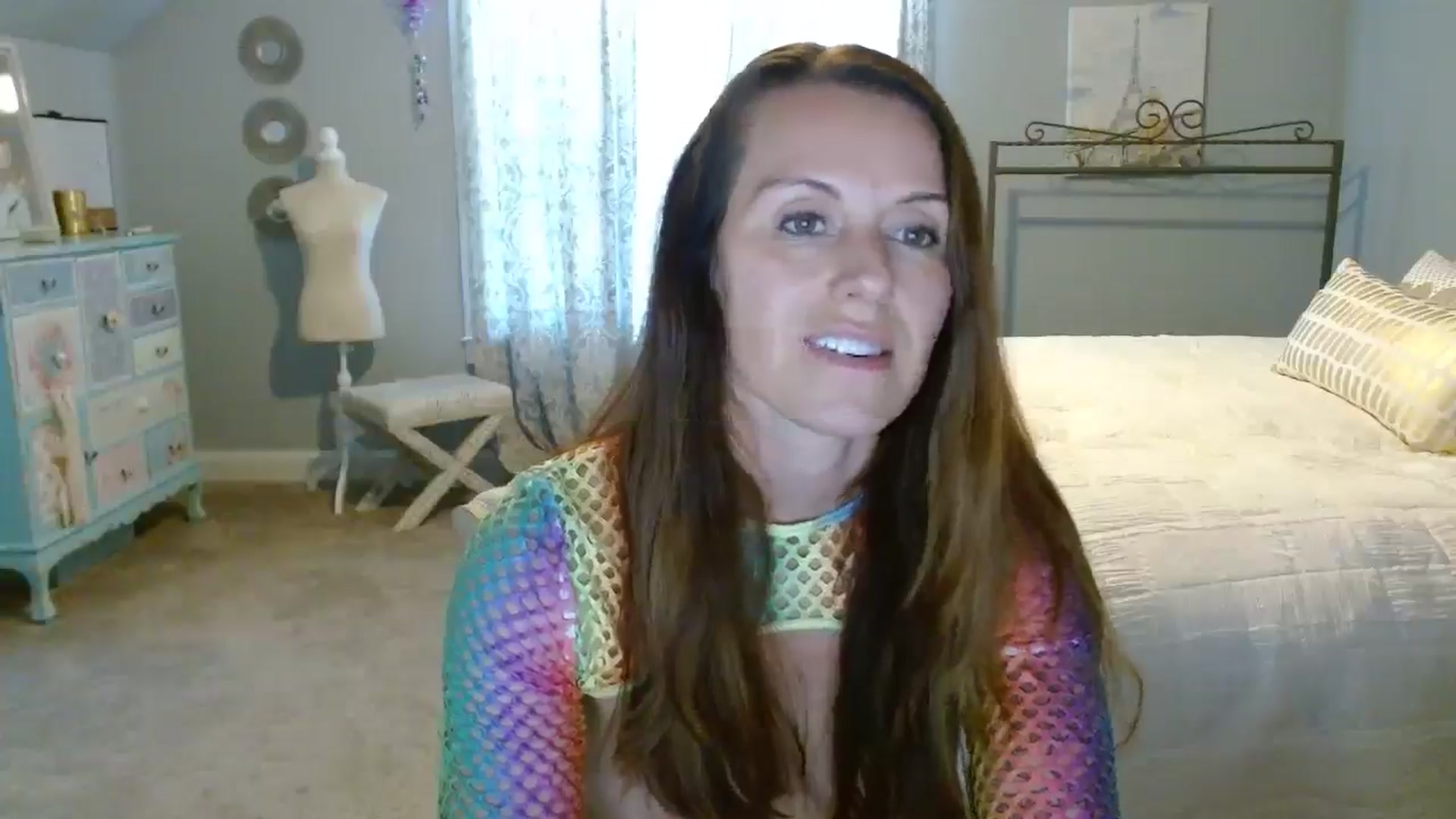 Gallery image thumbnail from ellakane699's myfreecams stream on, 03/21/2025, 15:21 image 4 of 20