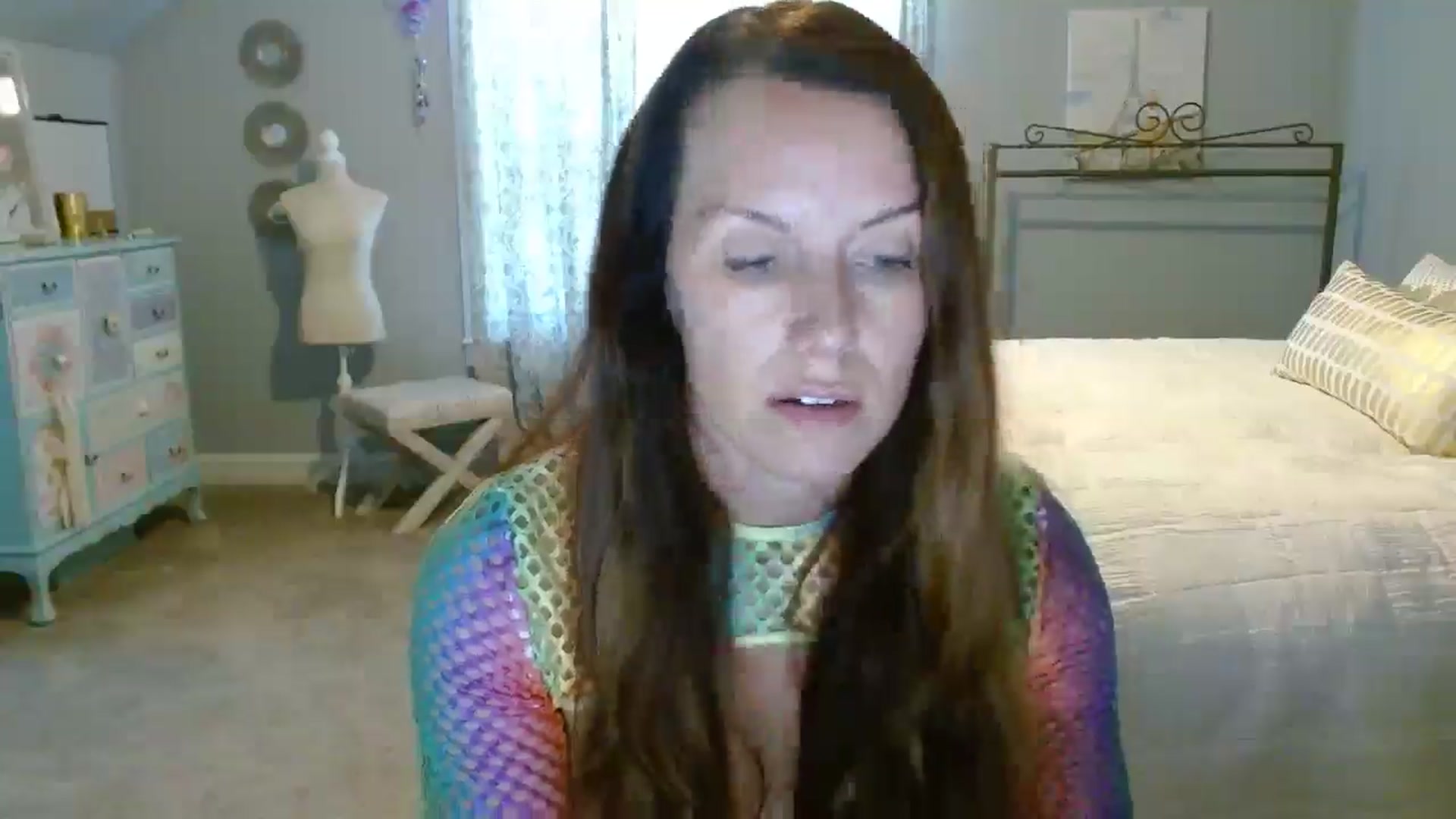 Gallery image thumbnail from ellakane699's myfreecams stream on, 03/21/2025, 15:21 image 10 of 20