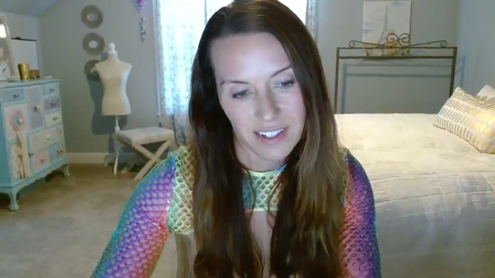 Gallery image thumbnail from ellakane699's myfreecams stream on, 03/21/2025, 15:21 image 18 of 20