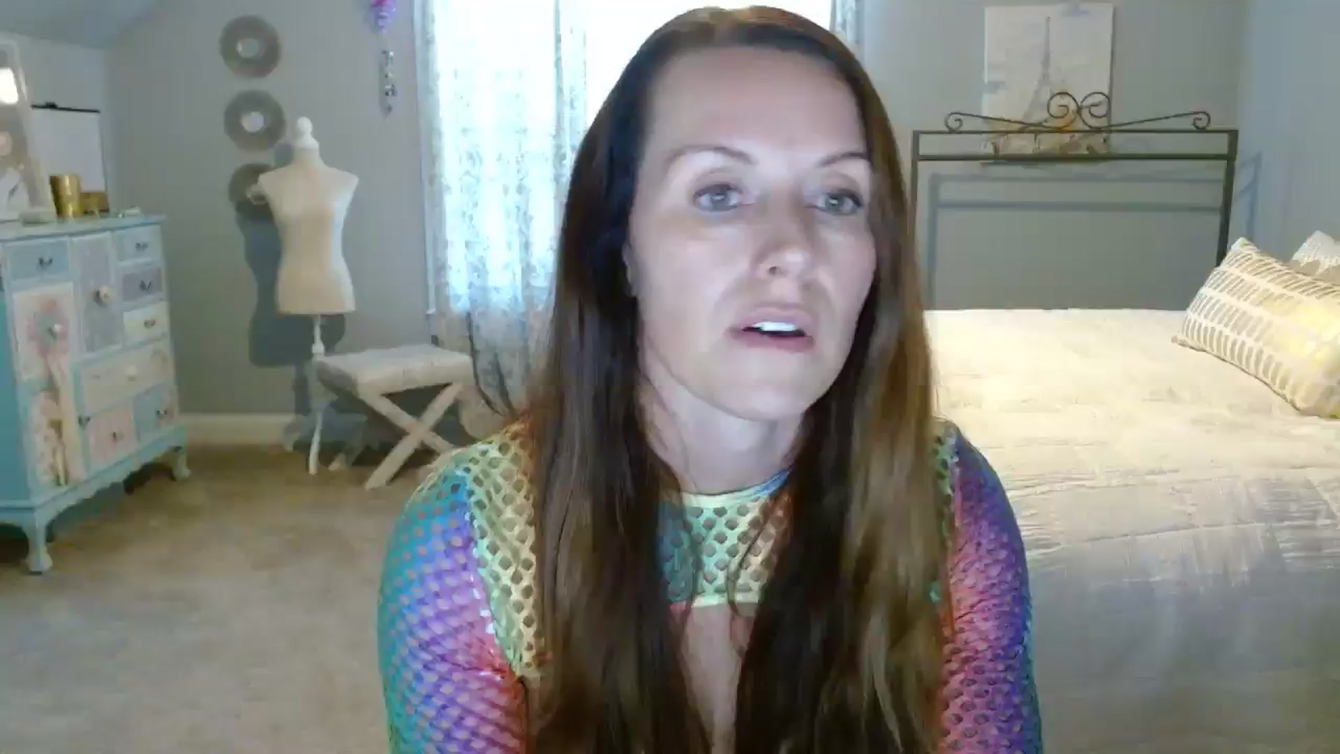 Gallery image thumbnail from ellakane699's myfreecams stream on, 03/21/2025, 15:21 image 16 of 20