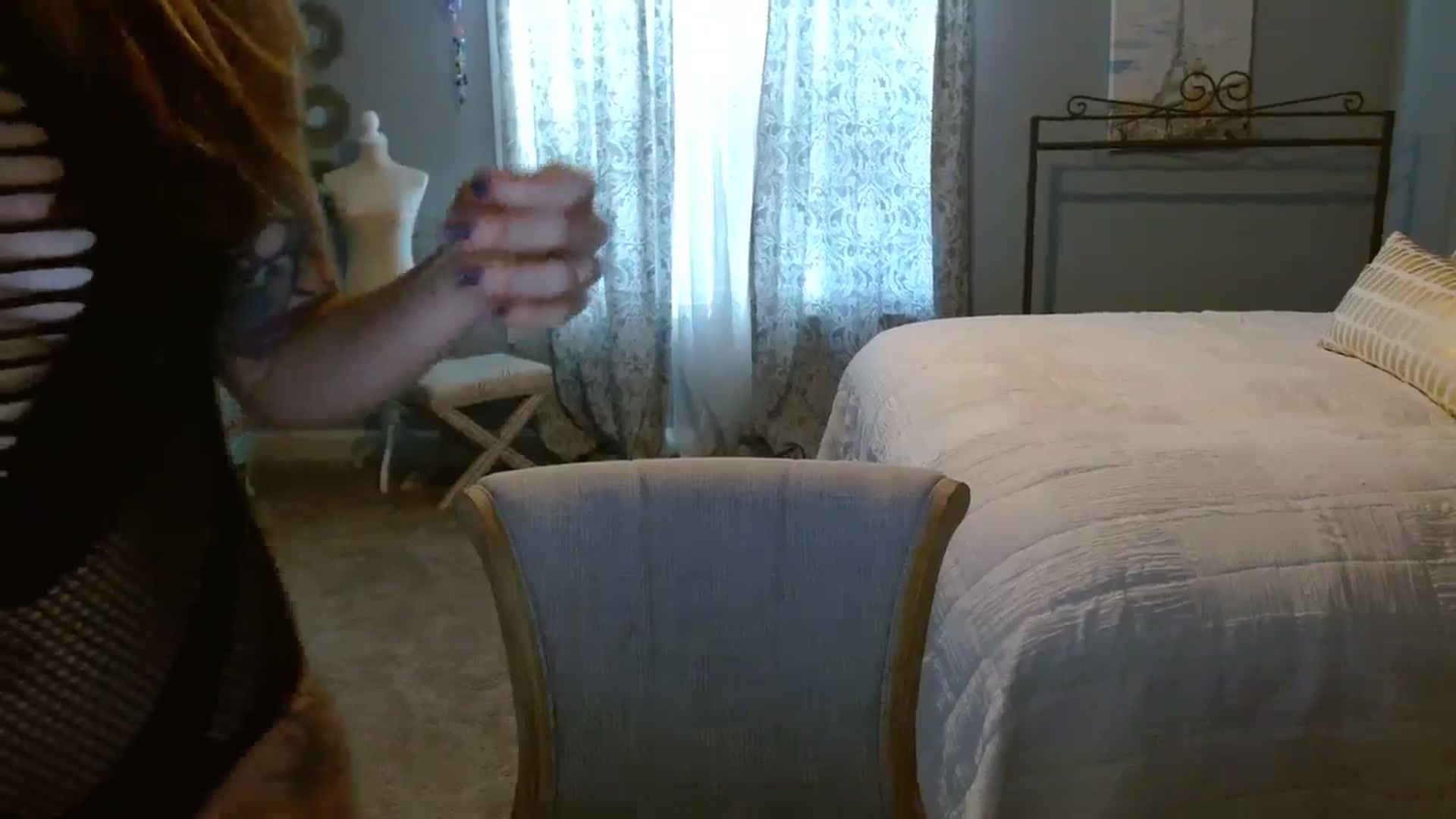 Gallery image thumbnail from ellakane699's myfreecams stream on, 03/26/2025, 13:18 image 2 of 20