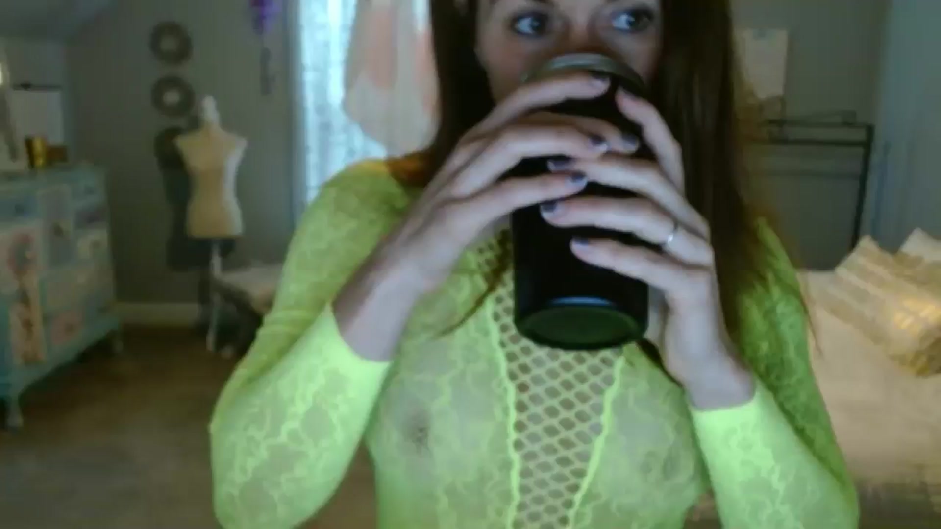 Gallery image thumbnail from ellakane699's myfreecams stream on, 04/01/2025, 14:06 image 1 of 20