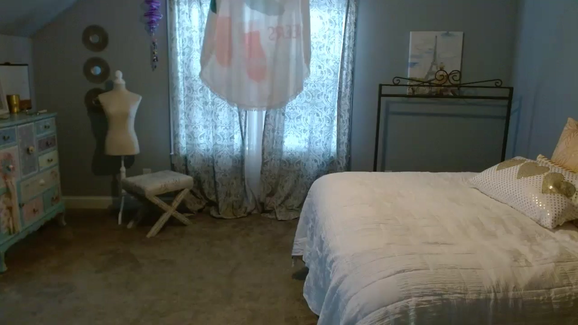 Gallery image thumbnail from ellakane699's myfreecams stream on, 04/03/2025, 14:40 image 12 of 20