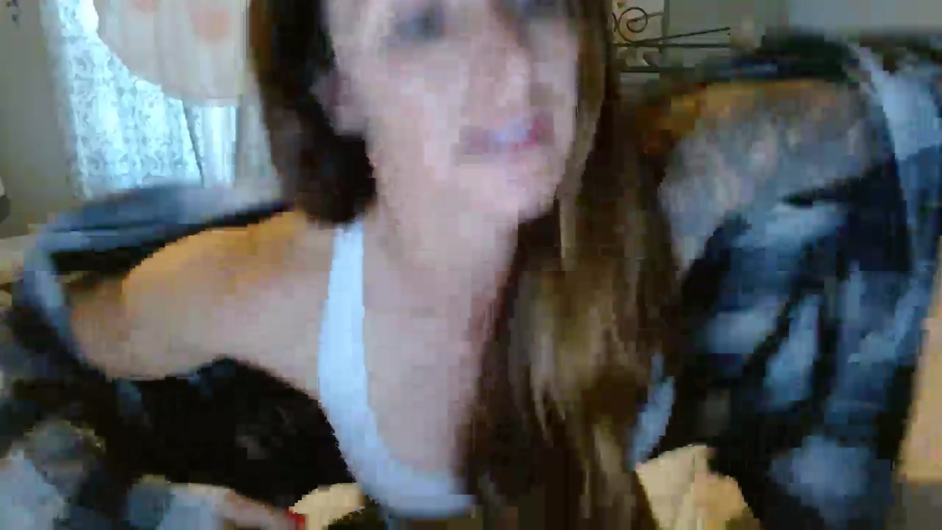 Gallery image thumbnail from ellakane699's myfreecams stream on, 04/16/2025, 14:32 image 13 of 20