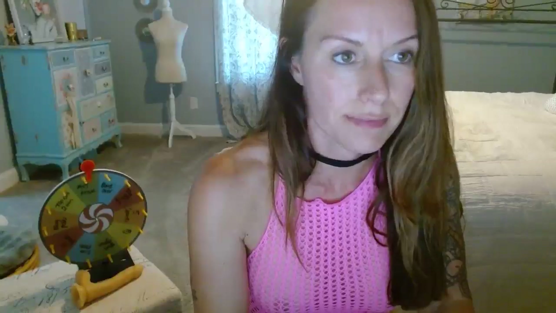 Gallery image thumbnail from ellakane699's myfreecams stream on, 05/06/2025, 15:31 image 2 of 20