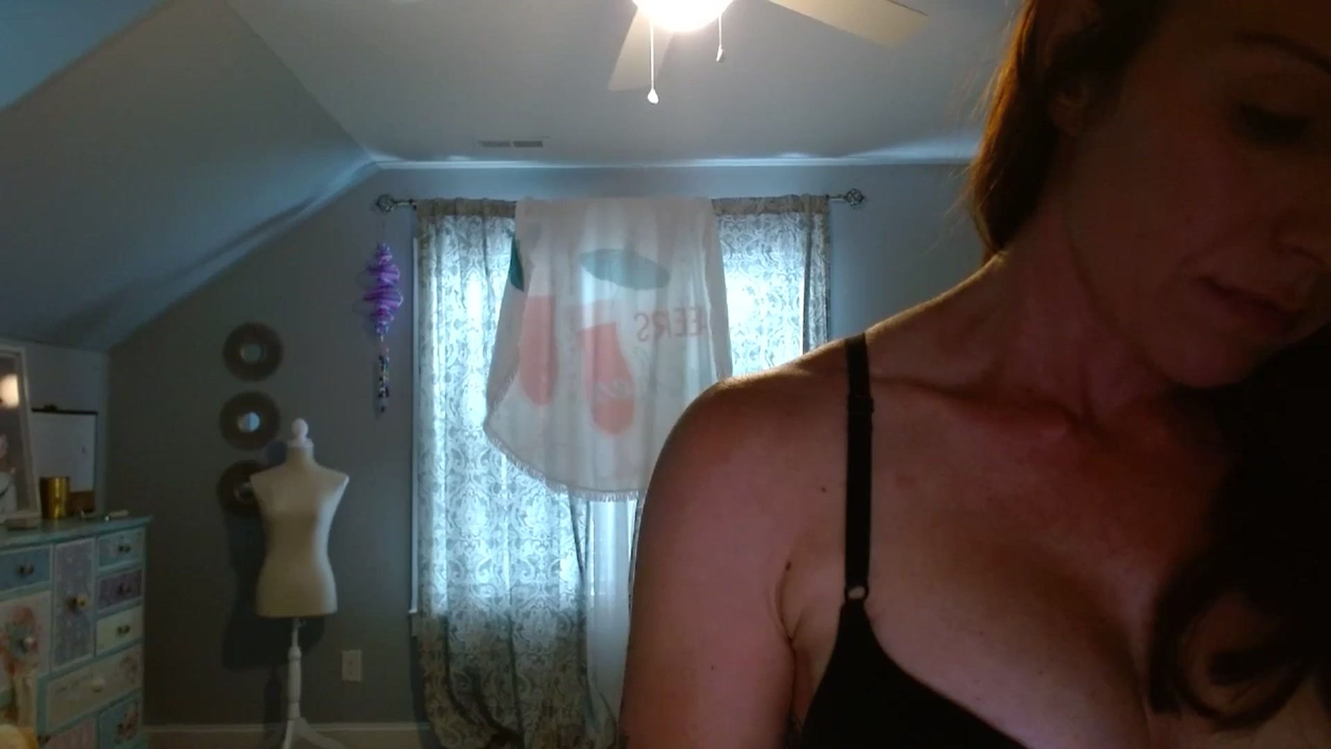 Gallery image thumbnail from ellakane699's myfreecams stream on, 05/15/2025, 15:52 image 5 of 20