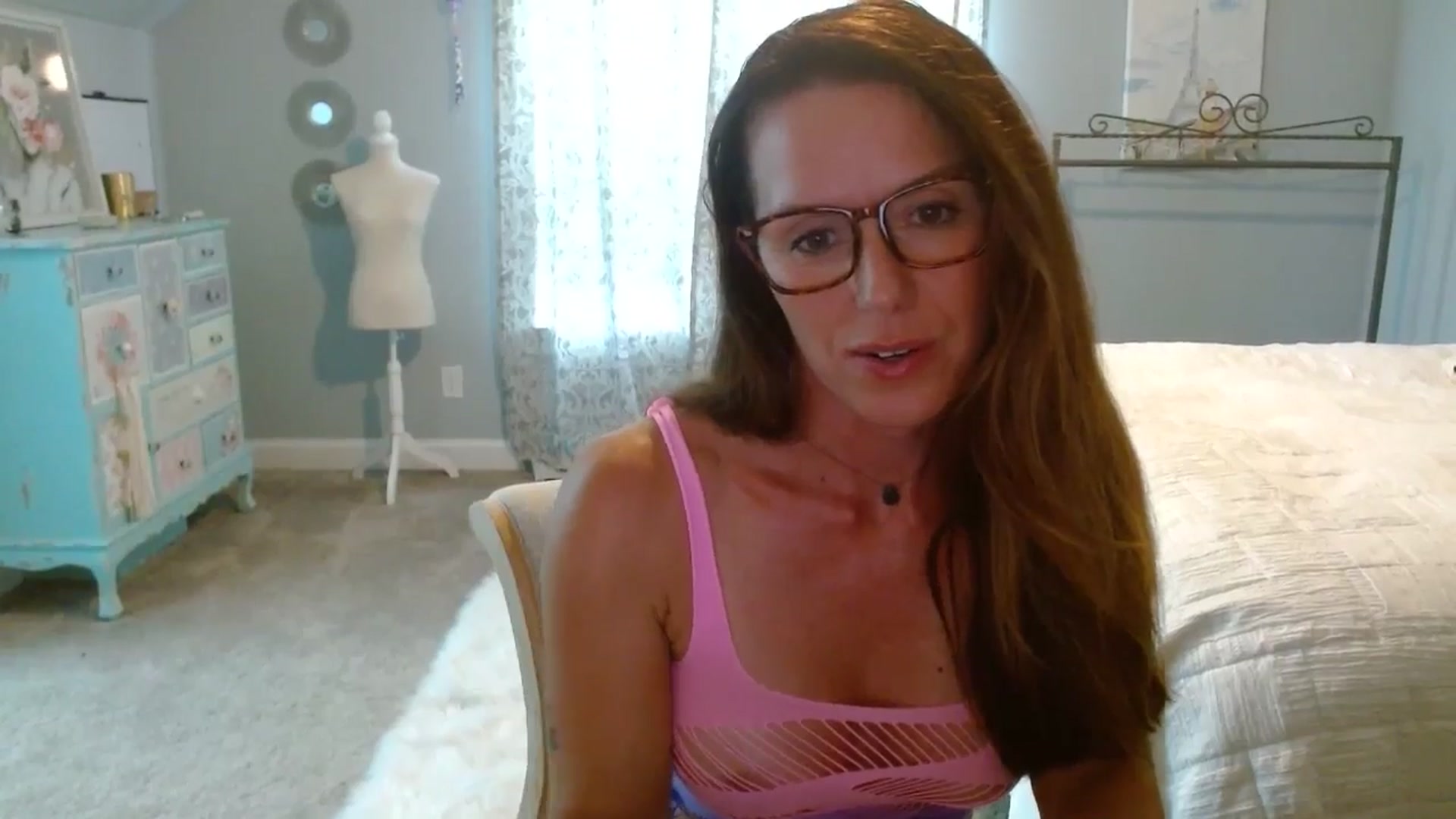 Gallery image thumbnail from ellakane699's myfreecams stream on, 07/14/2025, 20:31 image 8 of 20