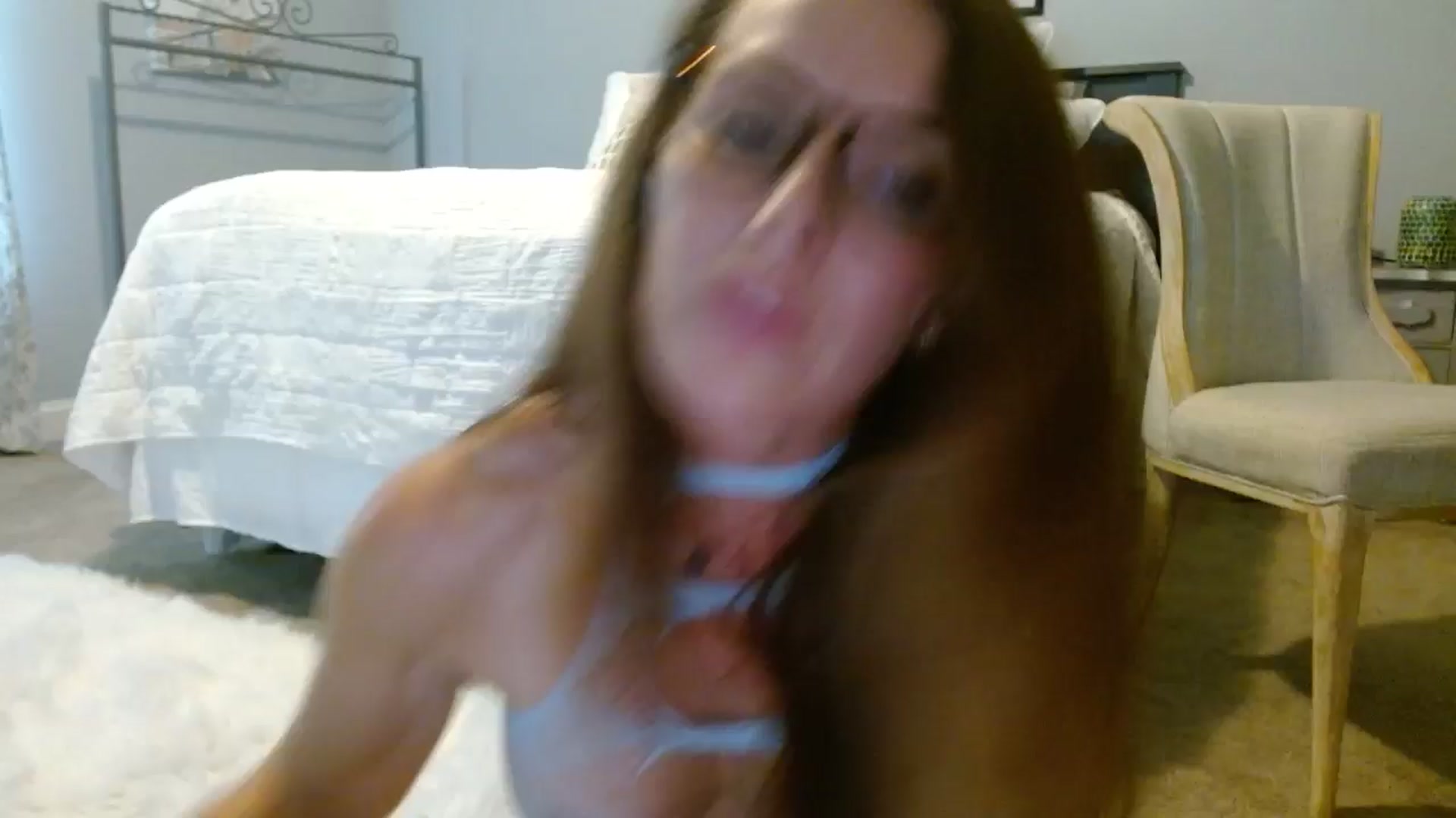 Gallery image thumbnail from ellakane699's myfreecams stream on, 08/06/2025, 19:42 image 14 of 20