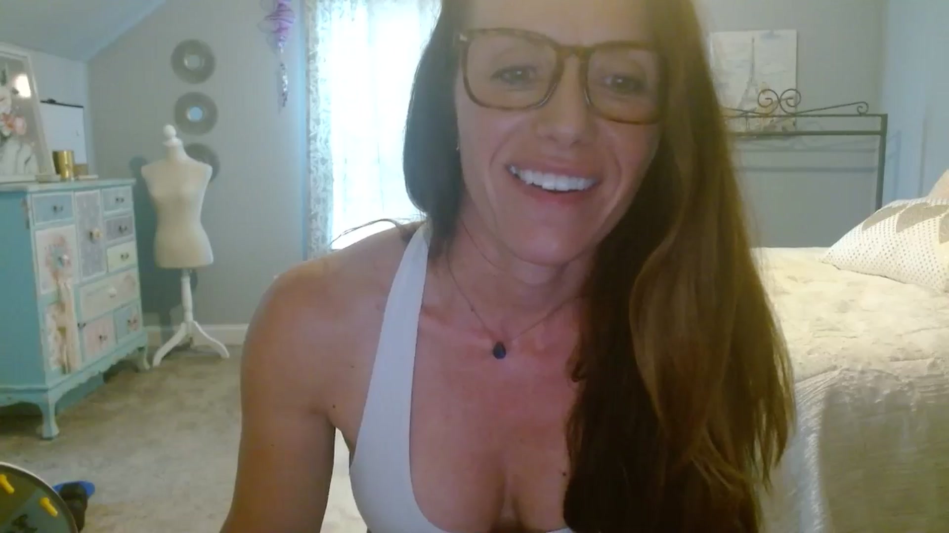 Gallery image thumbnail from ellakane699's myfreecams stream on, 08/08/2025, 15:24 image 11 of 20