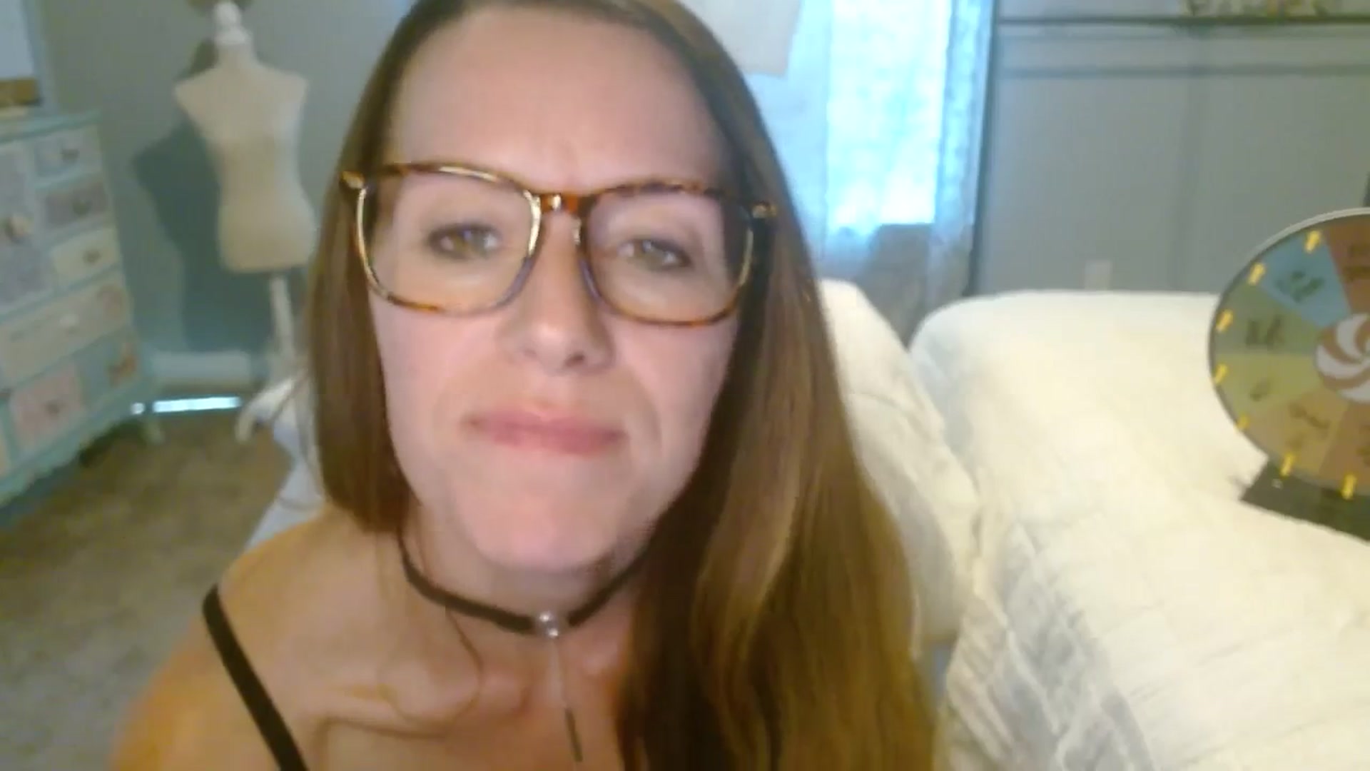 Gallery image thumbnail from ellakane699's myfreecams stream on, 09/12/2025, 14:58 image 8 of 20