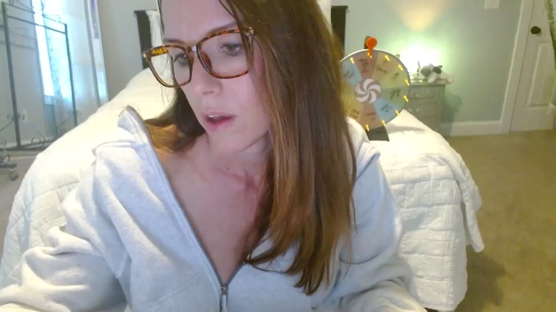 Gallery image thumbnail from ellakane699's myfreecams stream on, 11/04/2025, 15:01 image 2 of 20
