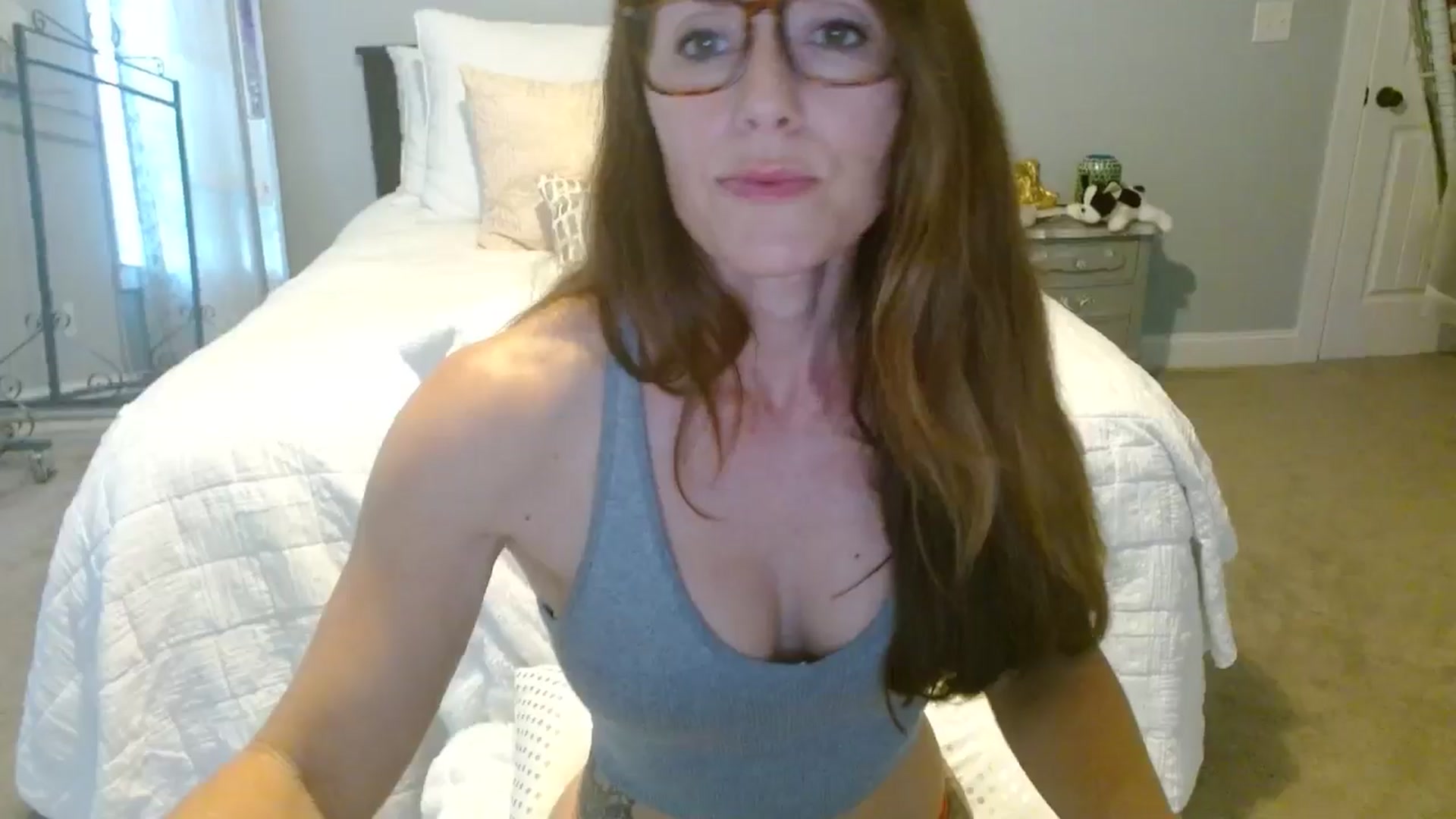 Gallery image thumbnail from ellakane699's myfreecams stream on, 11/06/2025, 14:45 image 3 of 20